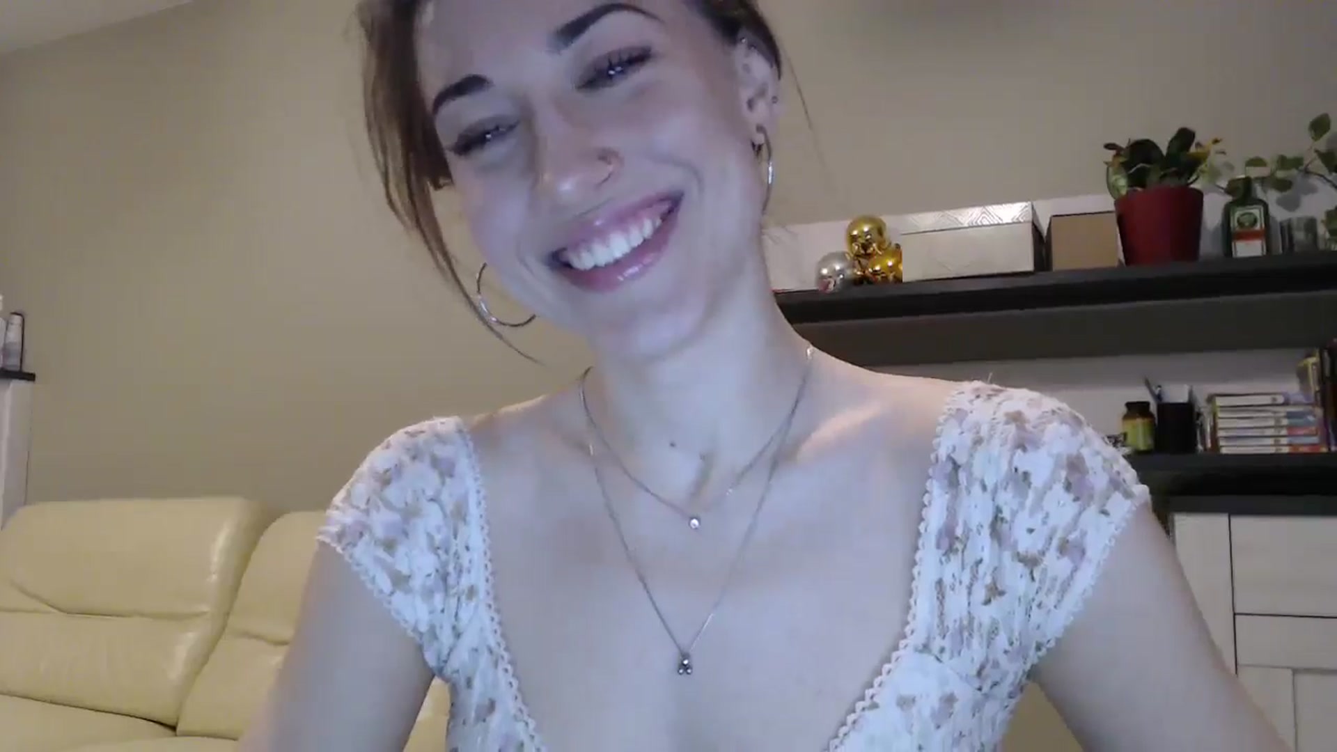 Gallery image thumbnail from GalaxyAnisia's myfreecams stream on, 02/09/2025, 20:23 image 3 of 20