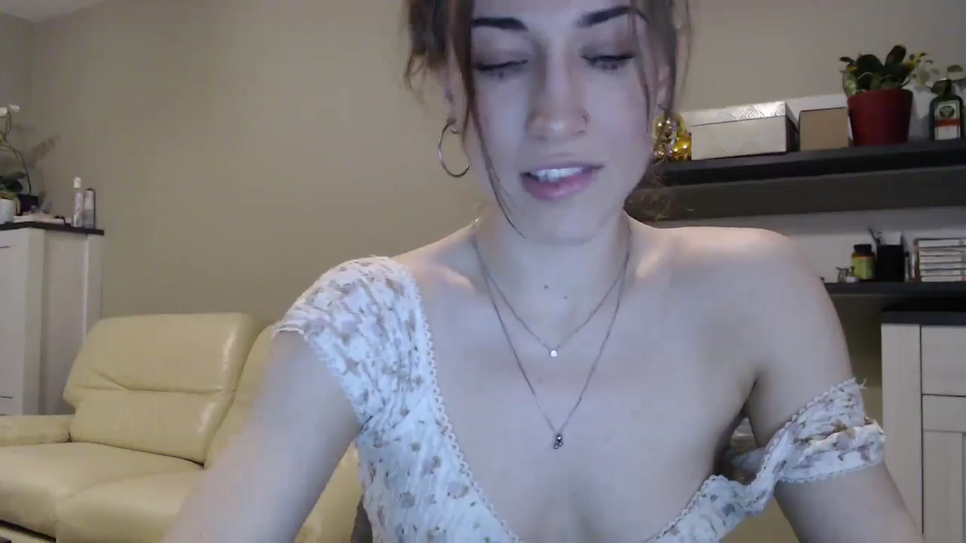 Gallery image thumbnail from GalaxyAnisia's myfreecams stream on, 02/09/2025, 22:09 image 11 of 20