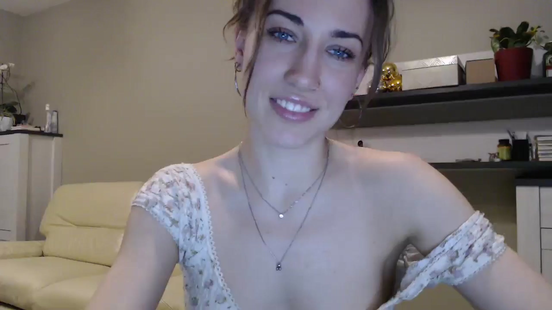 Gallery image thumbnail from GalaxyAnisia's myfreecams stream on, 02/10/2025, 01:27 image 5 of 20