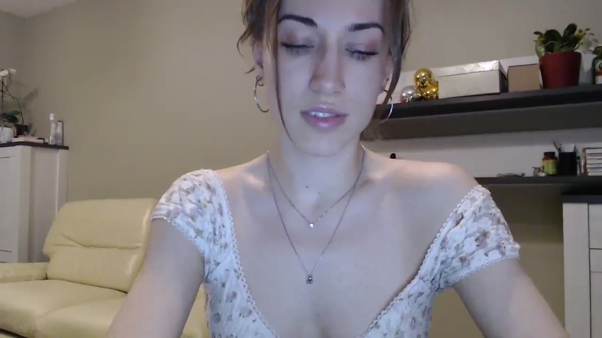 Gallery image thumbnail from GalaxyAnisia's myfreecams stream on, 02/10/2025, 01:27 image 4 of 20
