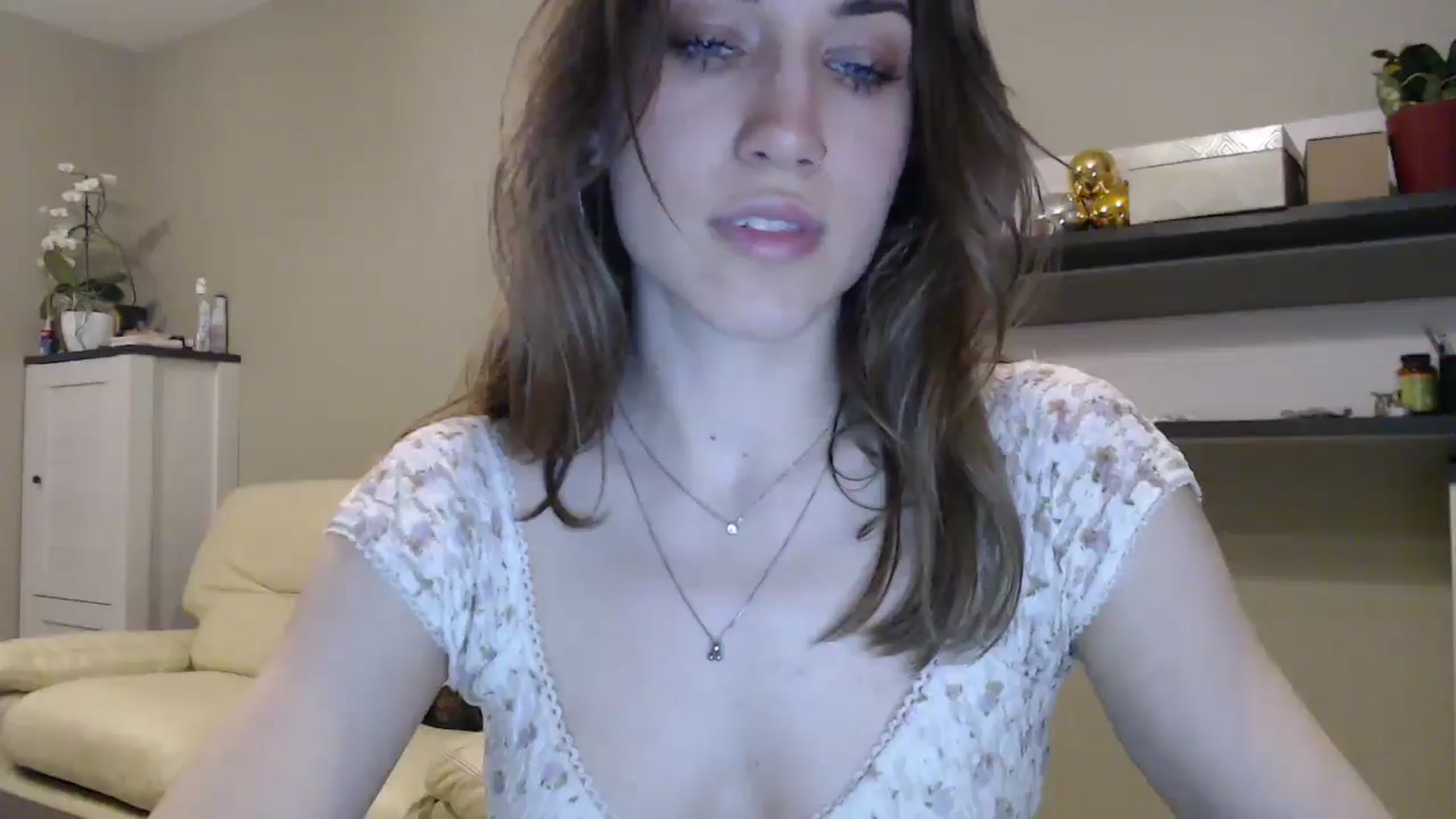 Gallery image thumbnail from GalaxyAnisia's myfreecams stream on, 02/10/2025, 03:45 image 7 of 20