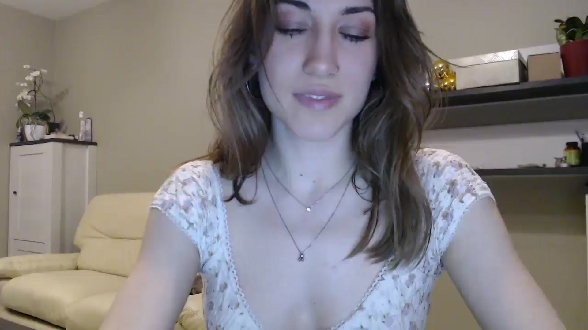 Gallery image thumbnail from GalaxyAnisia's myfreecams stream on, 02/10/2025, 03:45 image 6 of 20