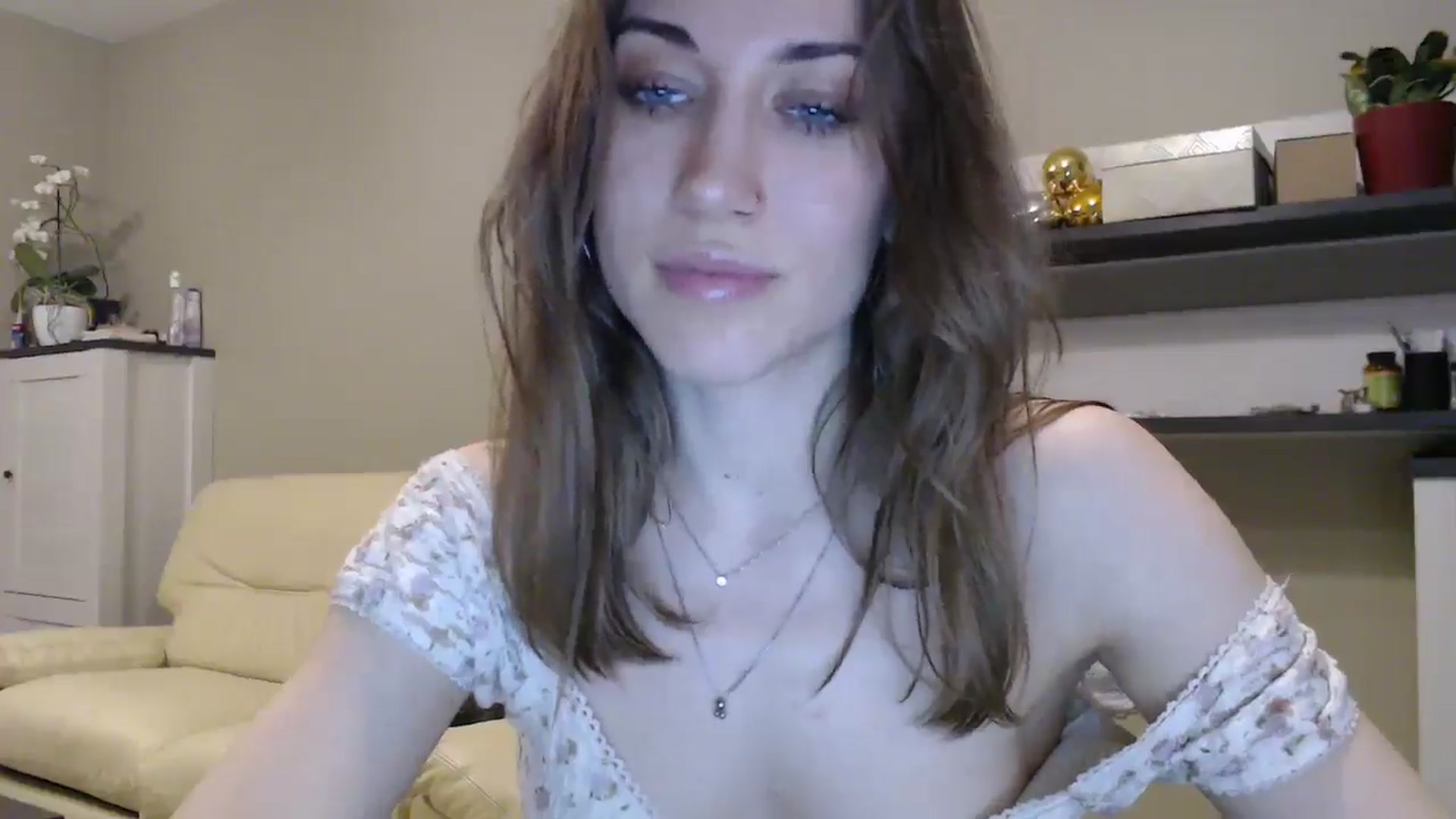 Gallery image thumbnail from GalaxyAnisia's myfreecams stream on, 02/10/2025, 04:05 image 10 of 20