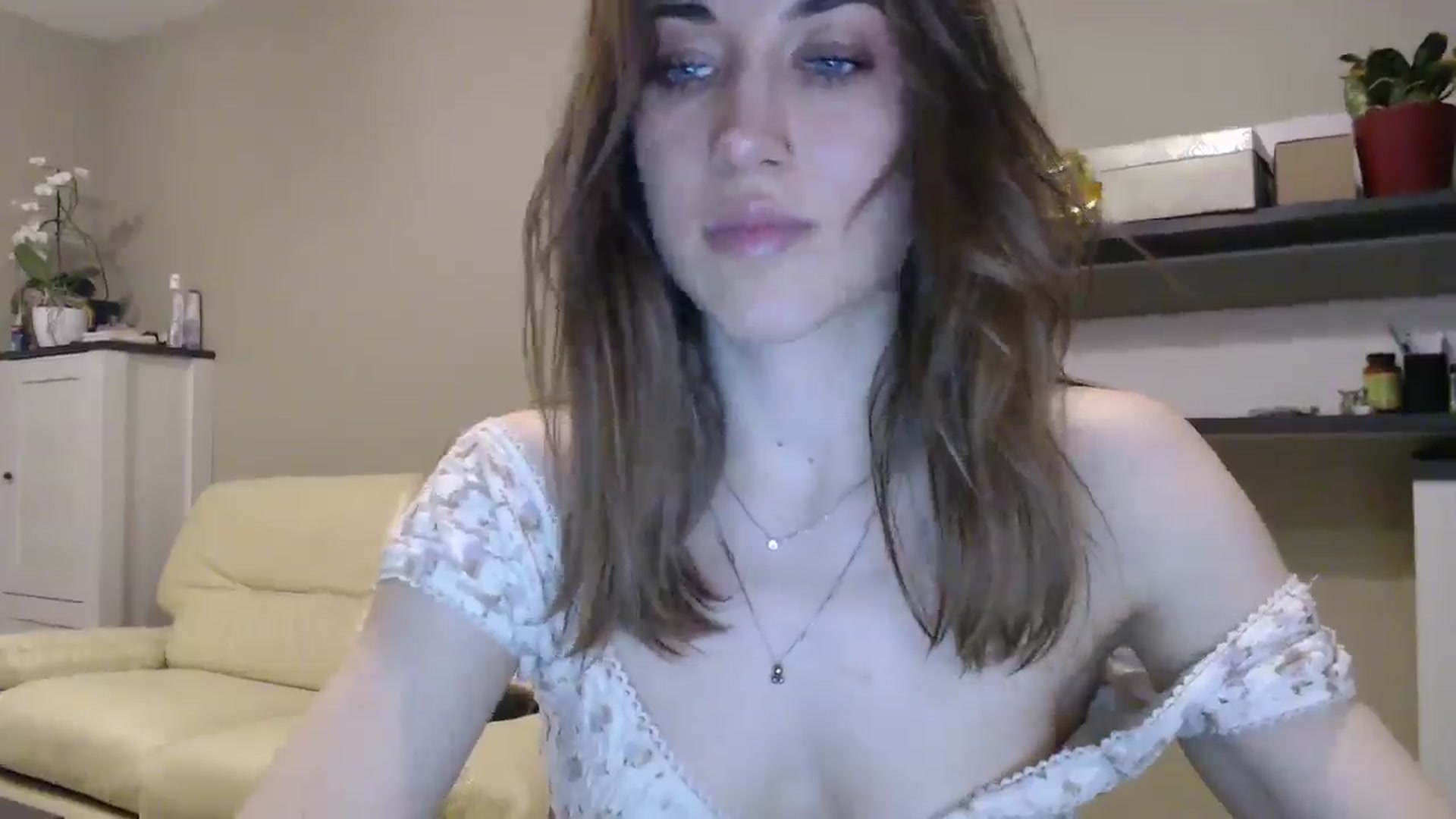 Gallery image thumbnail from GalaxyAnisia's myfreecams stream on, 02/10/2025, 04:05 image 16 of 20