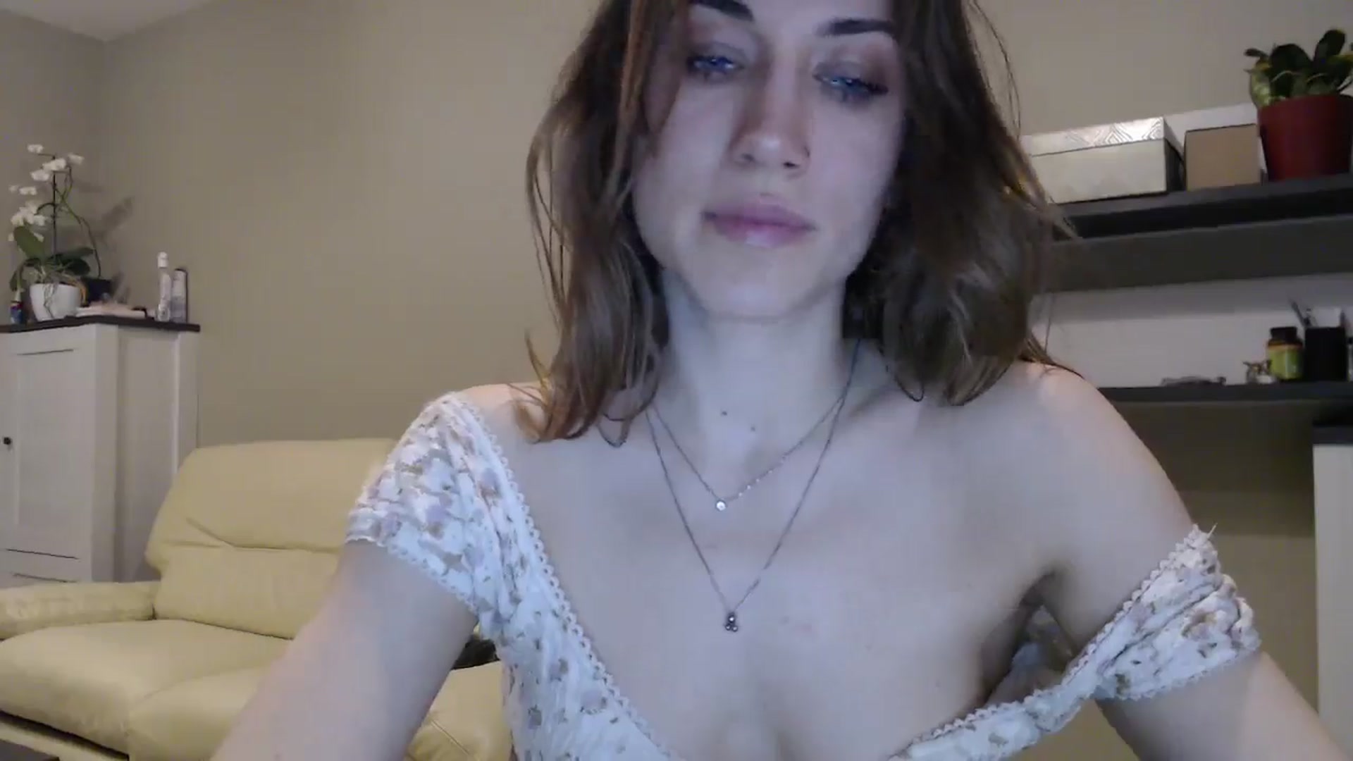 Gallery image thumbnail from GalaxyAnisia's myfreecams stream on, 02/10/2025, 04:05 image 17 of 20