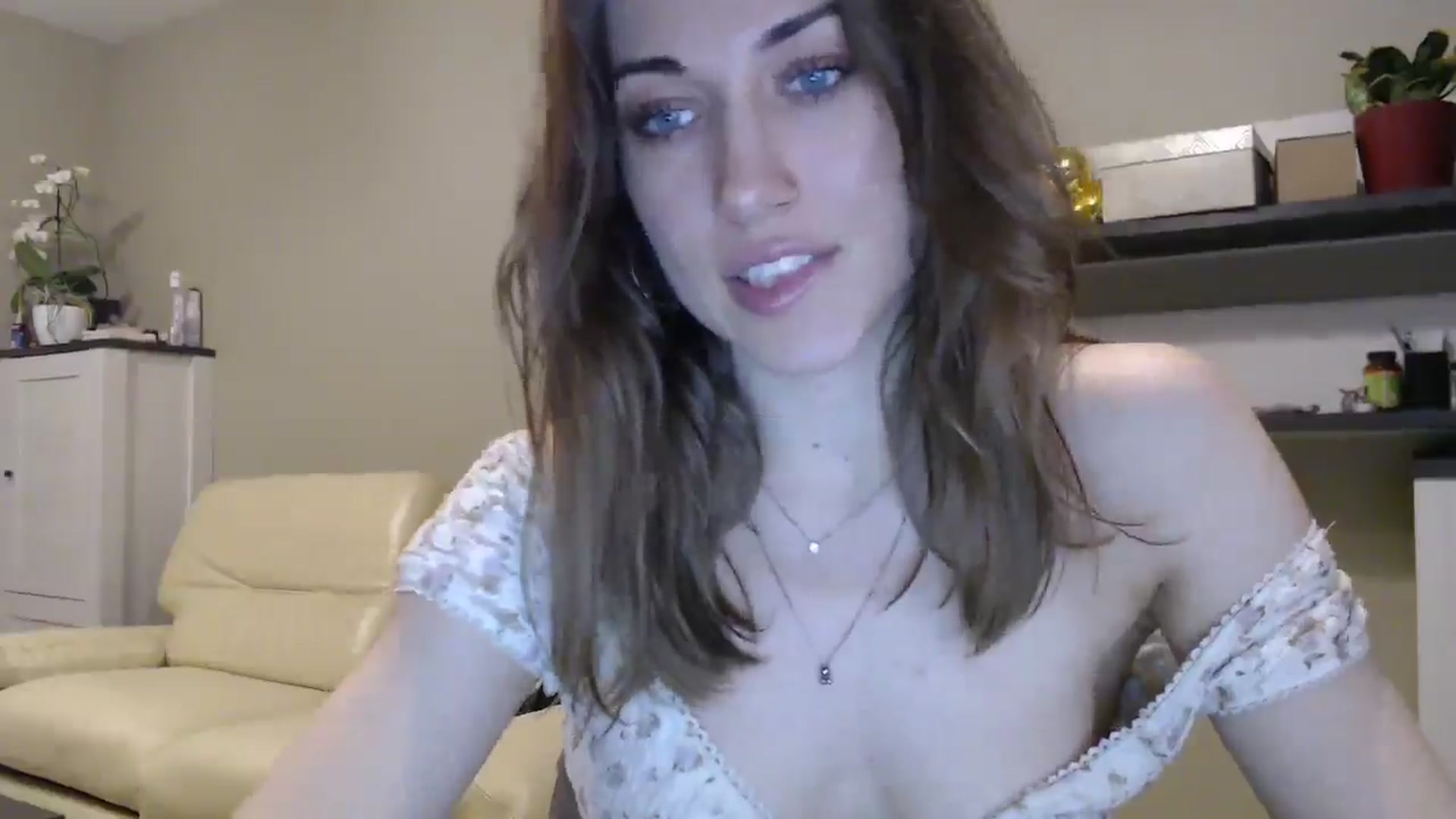 Gallery image thumbnail from GalaxyAnisia's myfreecams stream on, 02/10/2025, 04:05 image 15 of 20