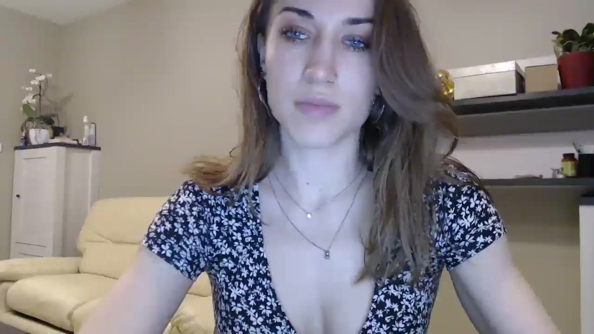 Gallery image thumbnail from GalaxyAnisia's myfreecams stream on, 02/11/2025, 24:35 image 12 of 20