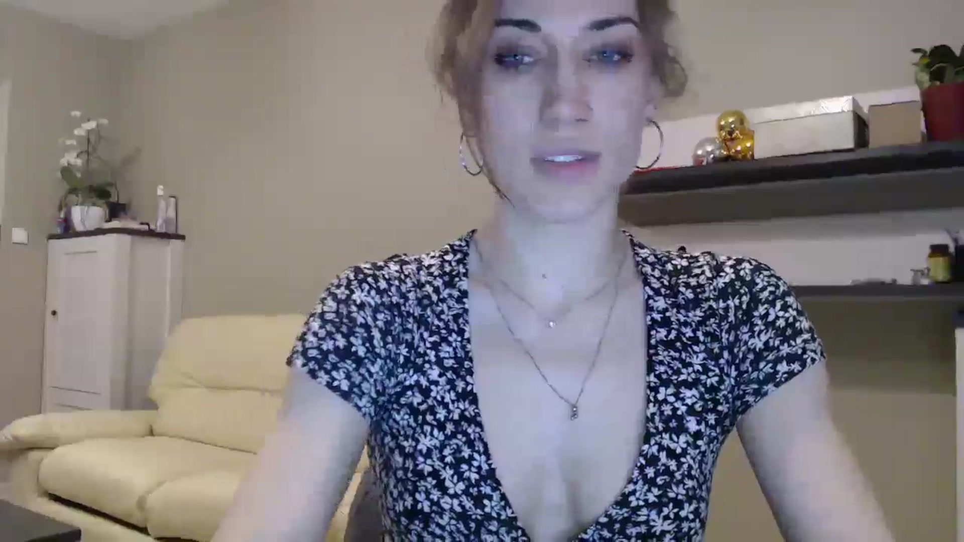 Gallery image thumbnail from GalaxyAnisia's myfreecams stream on, 02/11/2025, 02:54 image 14 of 20
