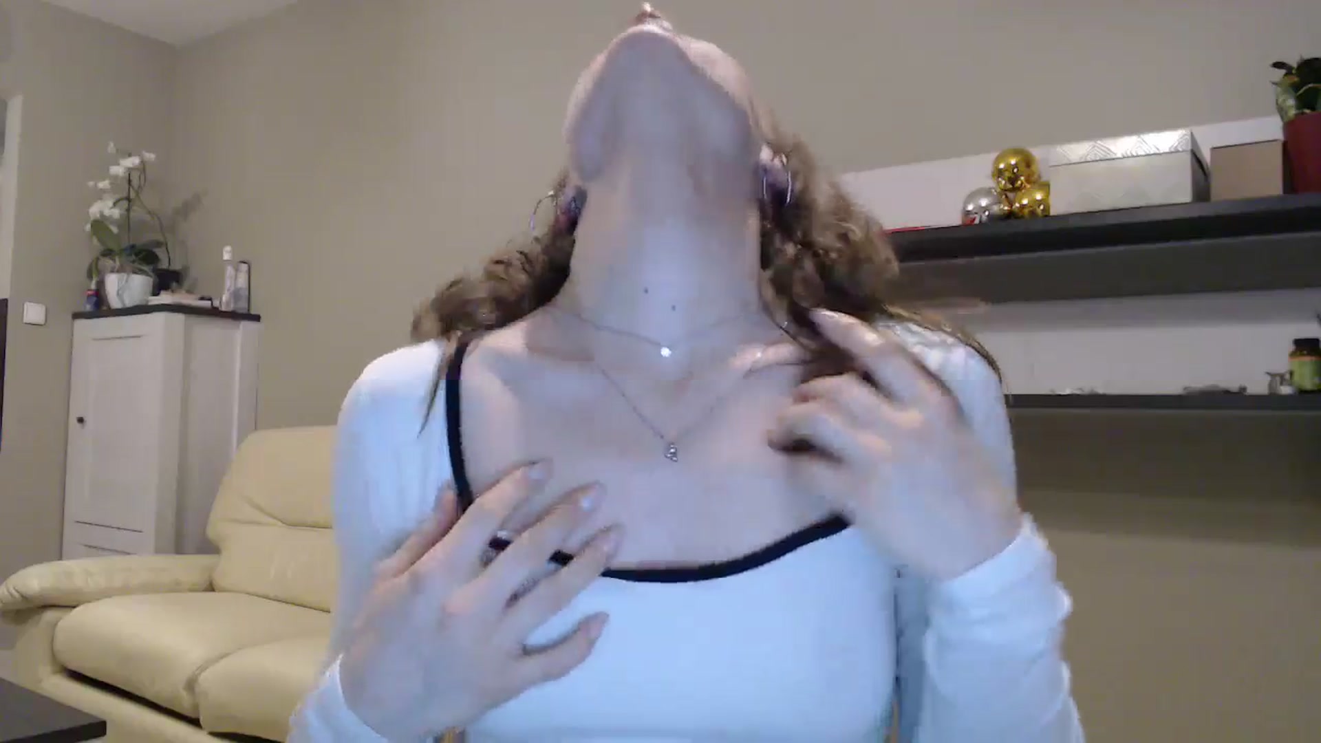 Gallery image thumbnail from GalaxyAnisia's myfreecams stream on, 02/13/2025, 01:37 image 9 of 20