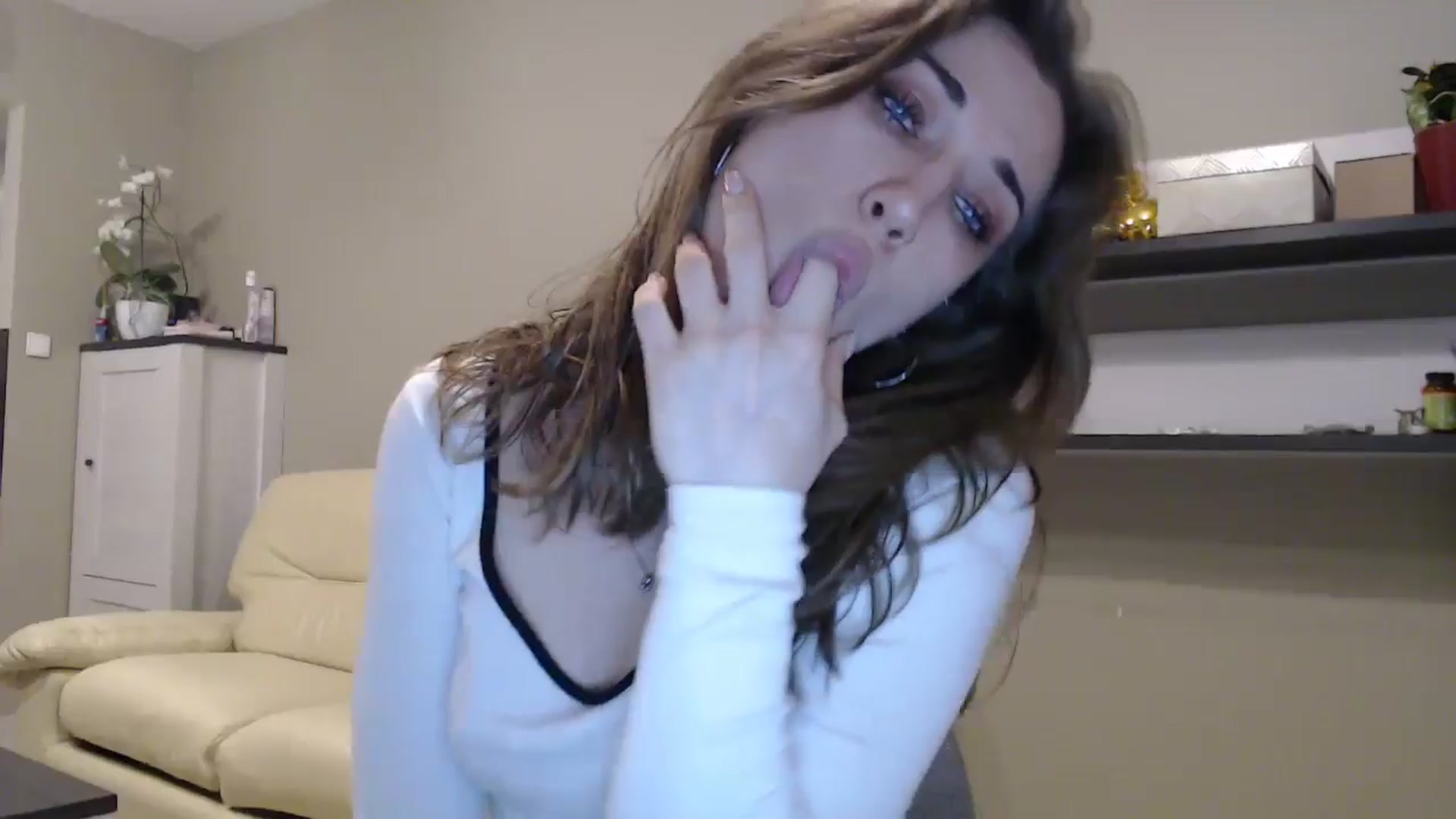 Gallery image thumbnail from GalaxyAnisia's myfreecams stream on, 02/13/2025, 01:37 image 8 of 20