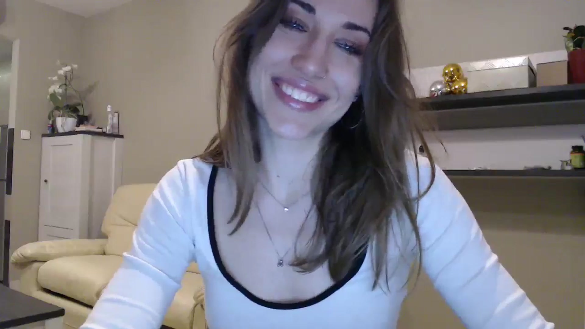 Gallery image thumbnail from GalaxyAnisia's myfreecams stream on, 02/13/2025, 03:11 image 19 of 20