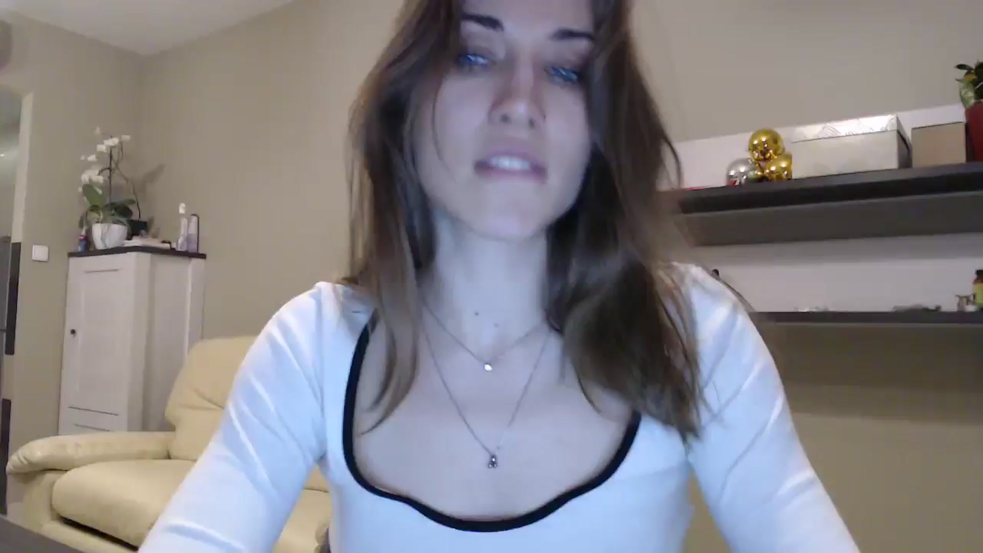 Gallery image thumbnail from GalaxyAnisia's myfreecams stream on, 02/13/2025, 03:11 image 1 of 20