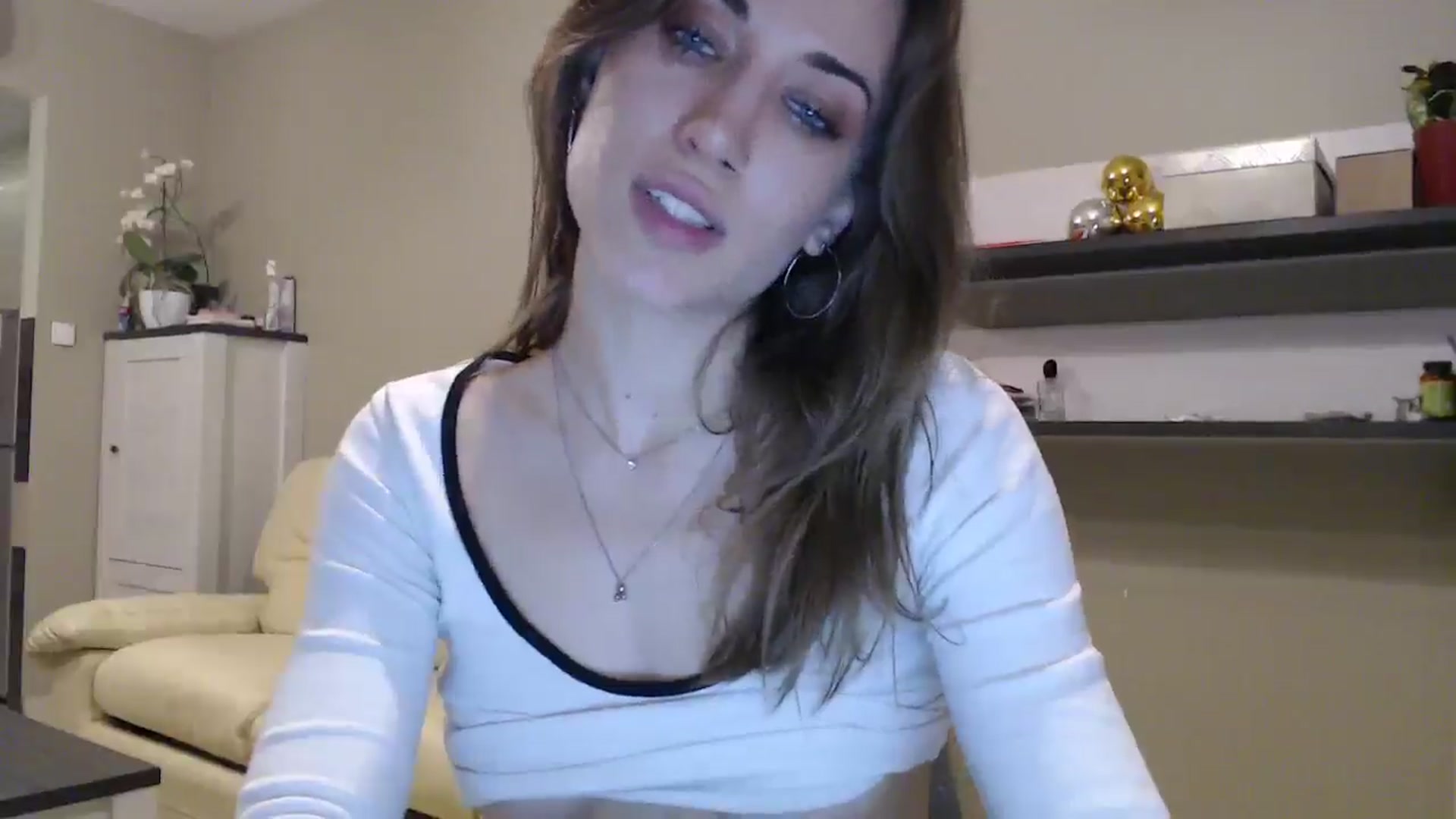 Gallery image thumbnail from GalaxyAnisia's myfreecams stream on, 02/13/2025, 03:38 image 17 of 20