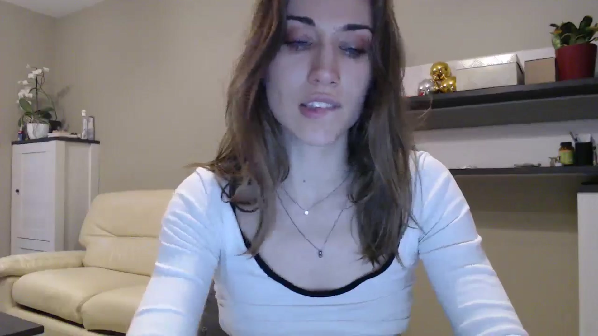Gallery image thumbnail from GalaxyAnisia's myfreecams stream on, 02/13/2025, 06:42 image 15 of 20