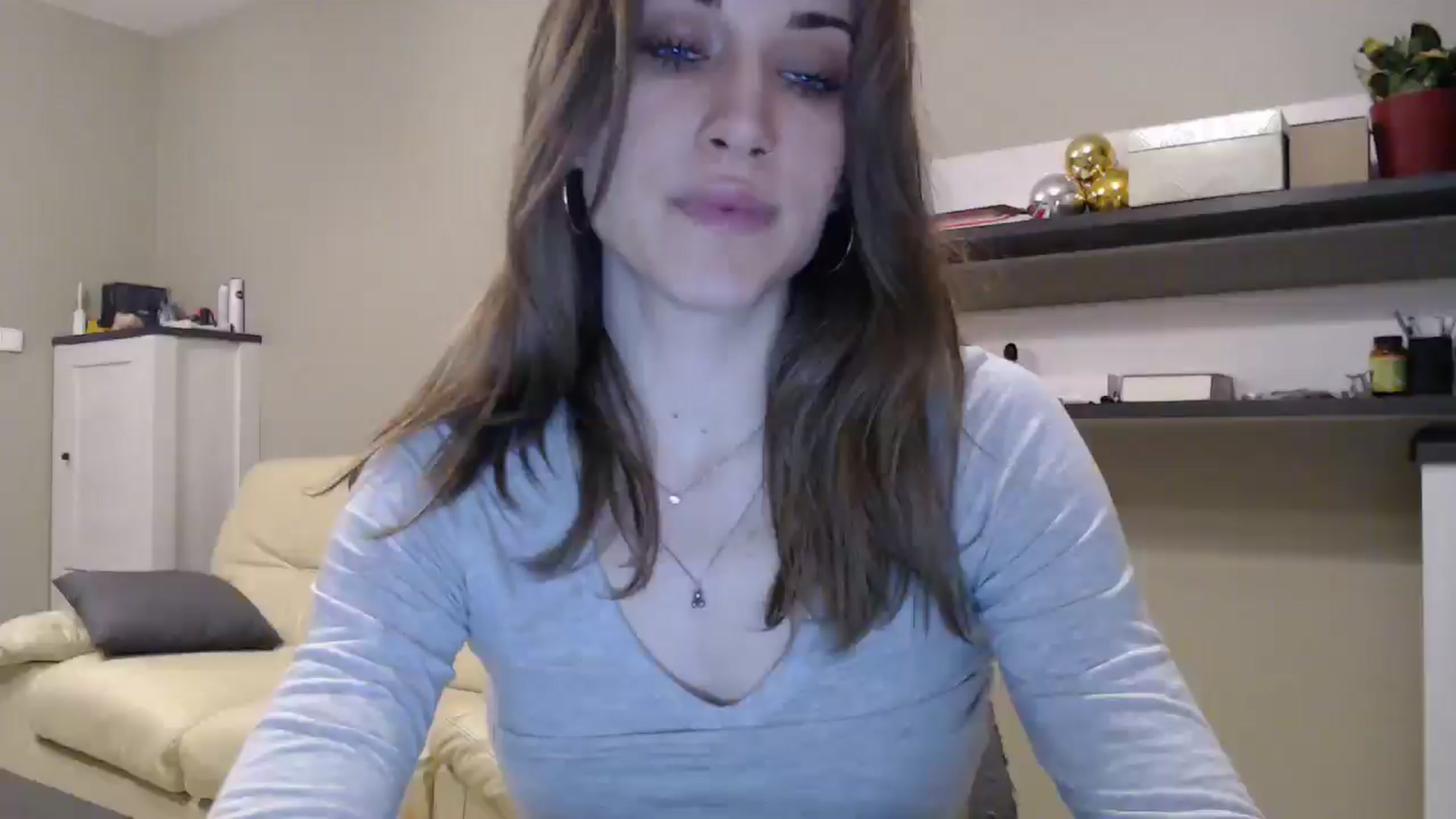 Gallery image thumbnail from GalaxyAnisia's myfreecams stream on, 03/03/2025, 23:31 image 5 of 20