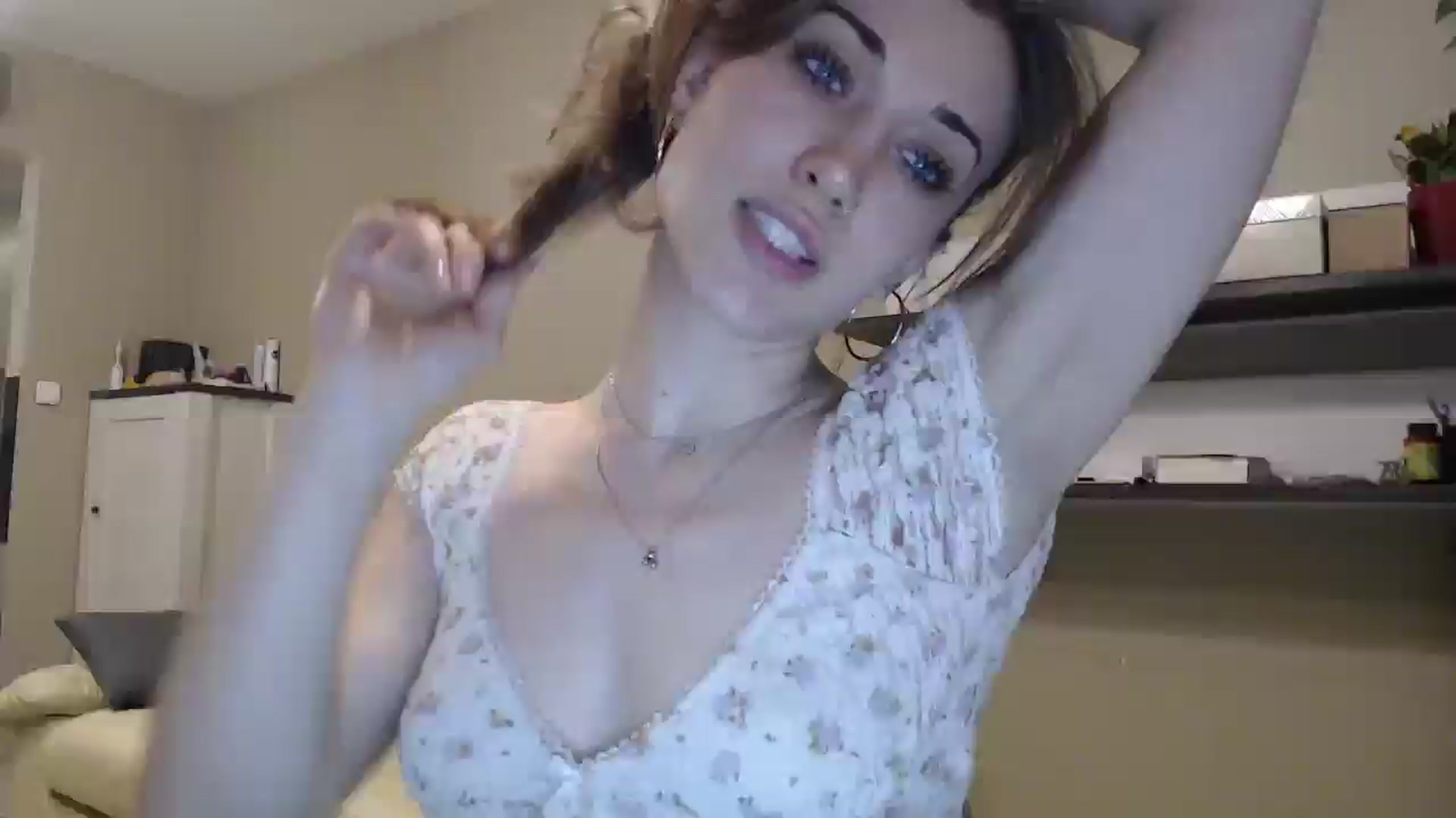 Gallery image thumbnail from GalaxyAnisia's myfreecams stream on, 03/04/2025, 23:08 image 1 of 20