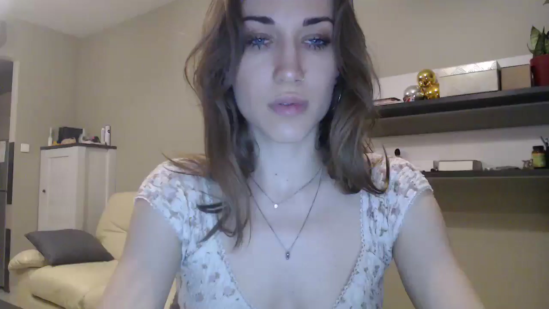 Gallery image thumbnail from GalaxyAnisia's myfreecams stream on, 03/05/2025, 23:43 image 6 of 20