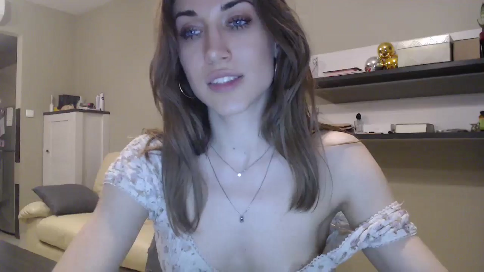 Gallery image thumbnail from GalaxyAnisia's myfreecams stream on, 03/06/2025, 01:27 image 14 of 20
