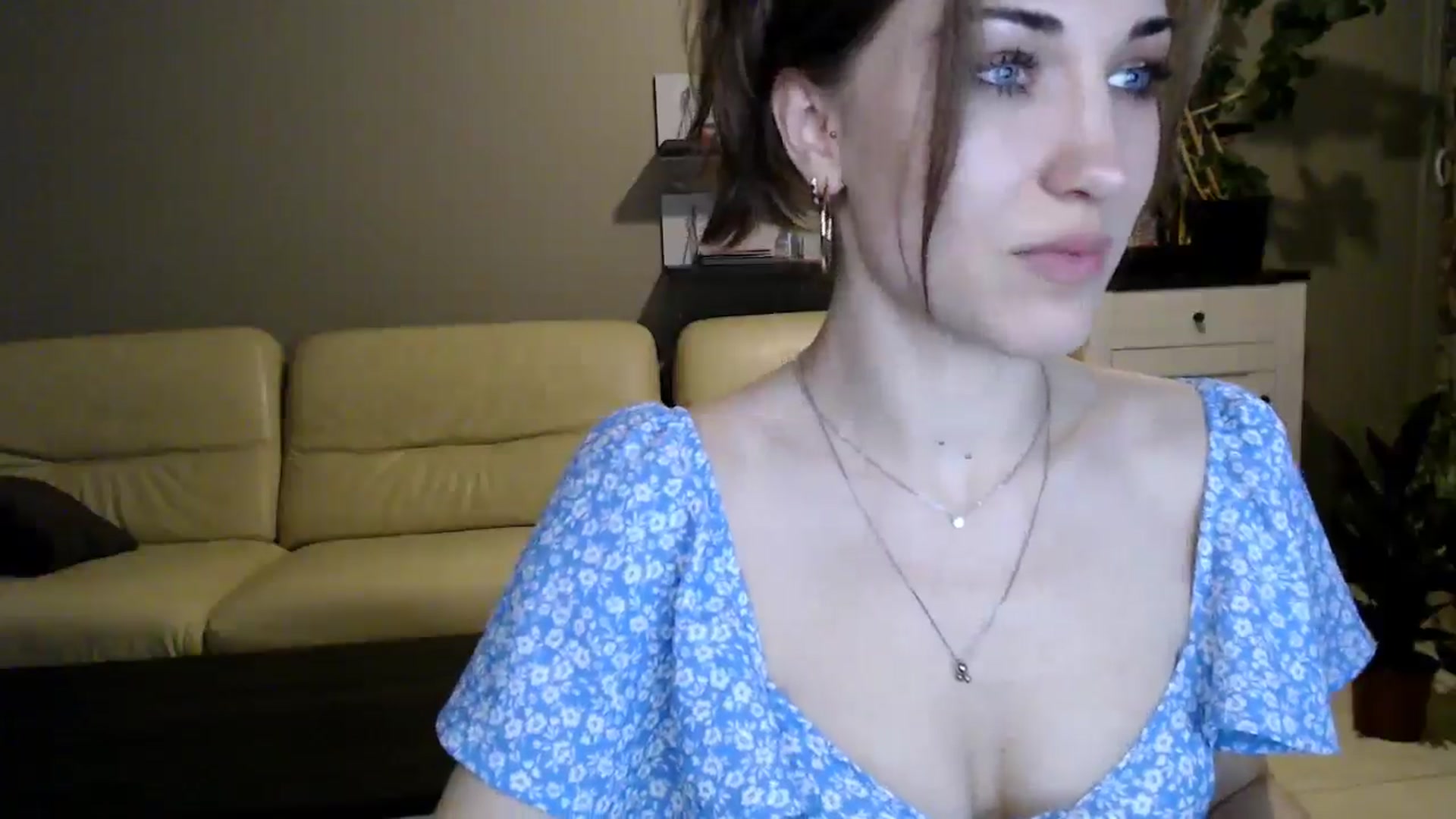 Gallery image thumbnail from GalaxyAnisia's myfreecams stream on, 03/15/2025, 23:33 image 6 of 20