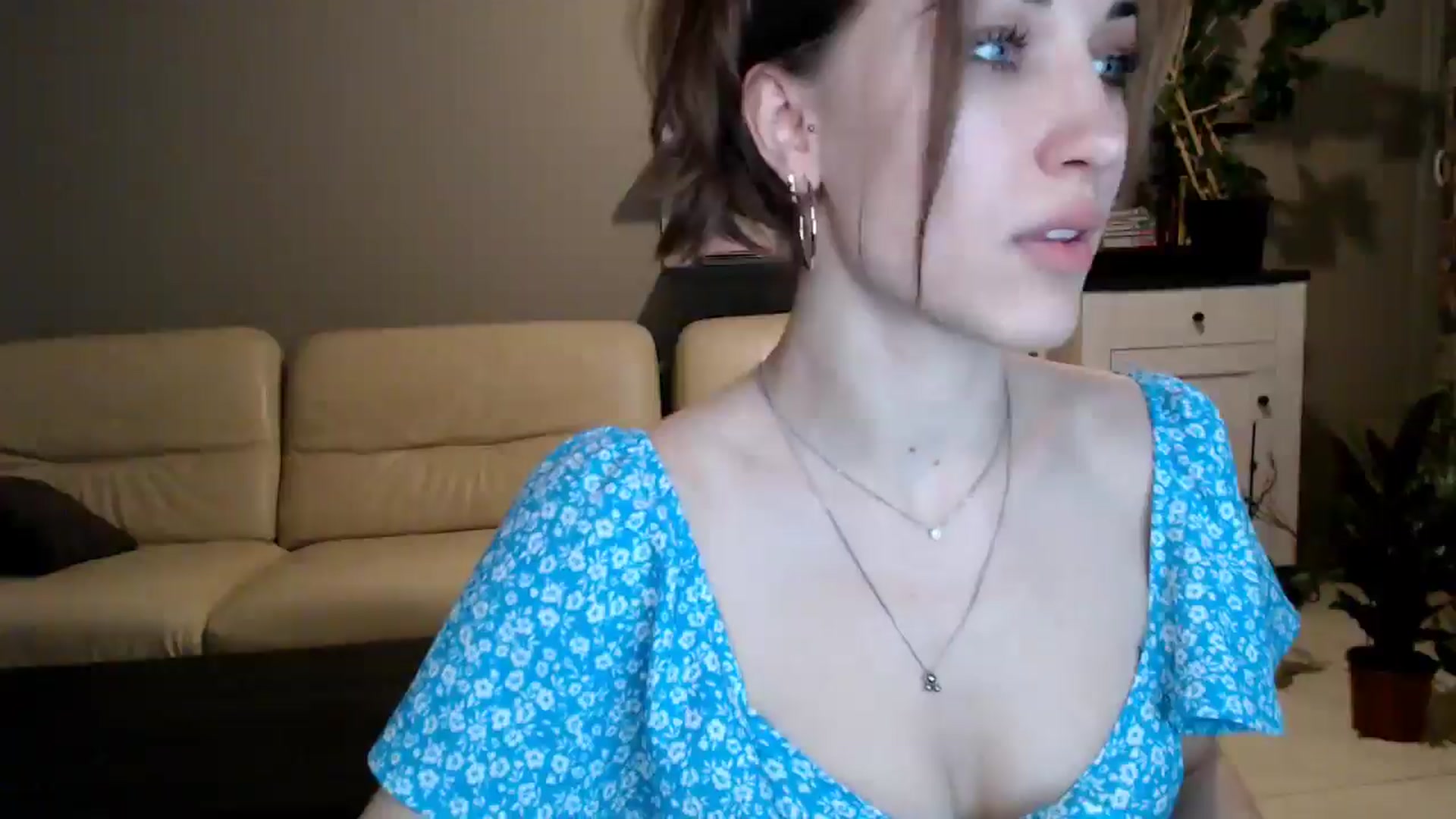 Gallery image thumbnail from GalaxyAnisia's myfreecams stream on, 03/15/2025, 23:33 image 1 of 20