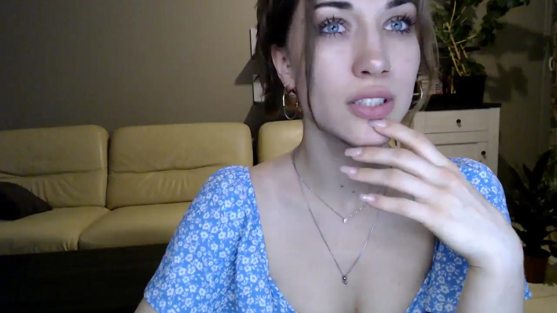 Gallery image thumbnail from GalaxyAnisia's myfreecams stream on, 03/15/2025, 23:33 image 16 of 20
