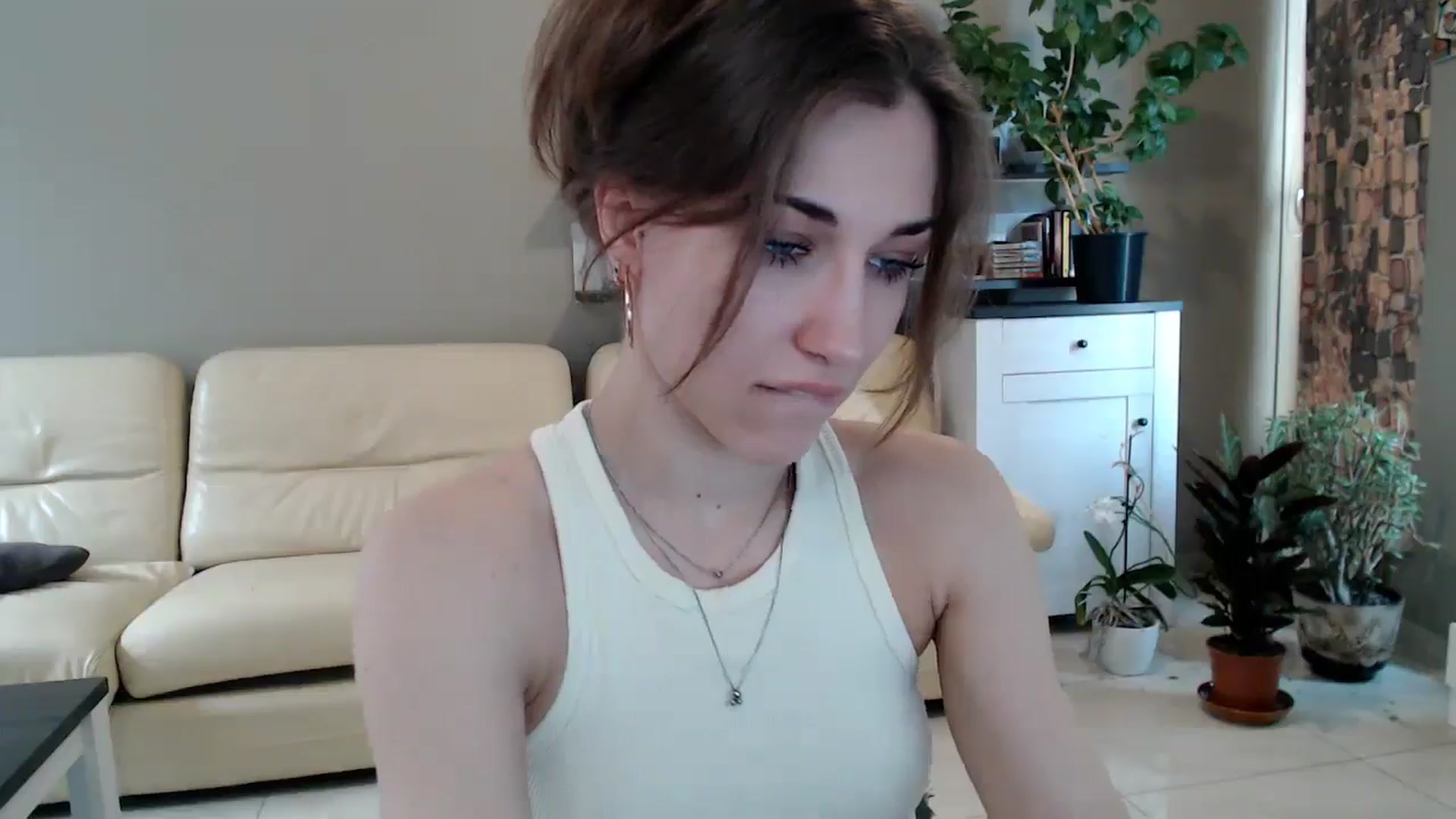 Gallery image thumbnail from GalaxyAnisia's myfreecams stream on, 03/17/2025, 14:01 image 4 of 20