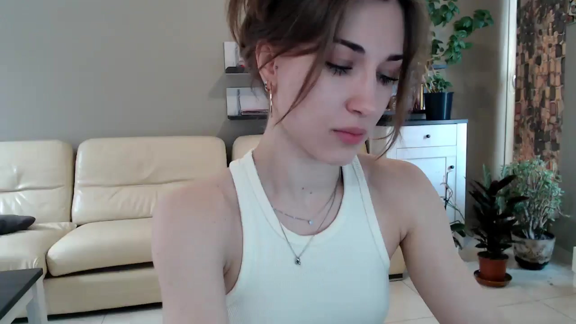 Gallery image thumbnail from GalaxyAnisia's myfreecams stream on, 03/17/2025, 14:01 image 1 of 20