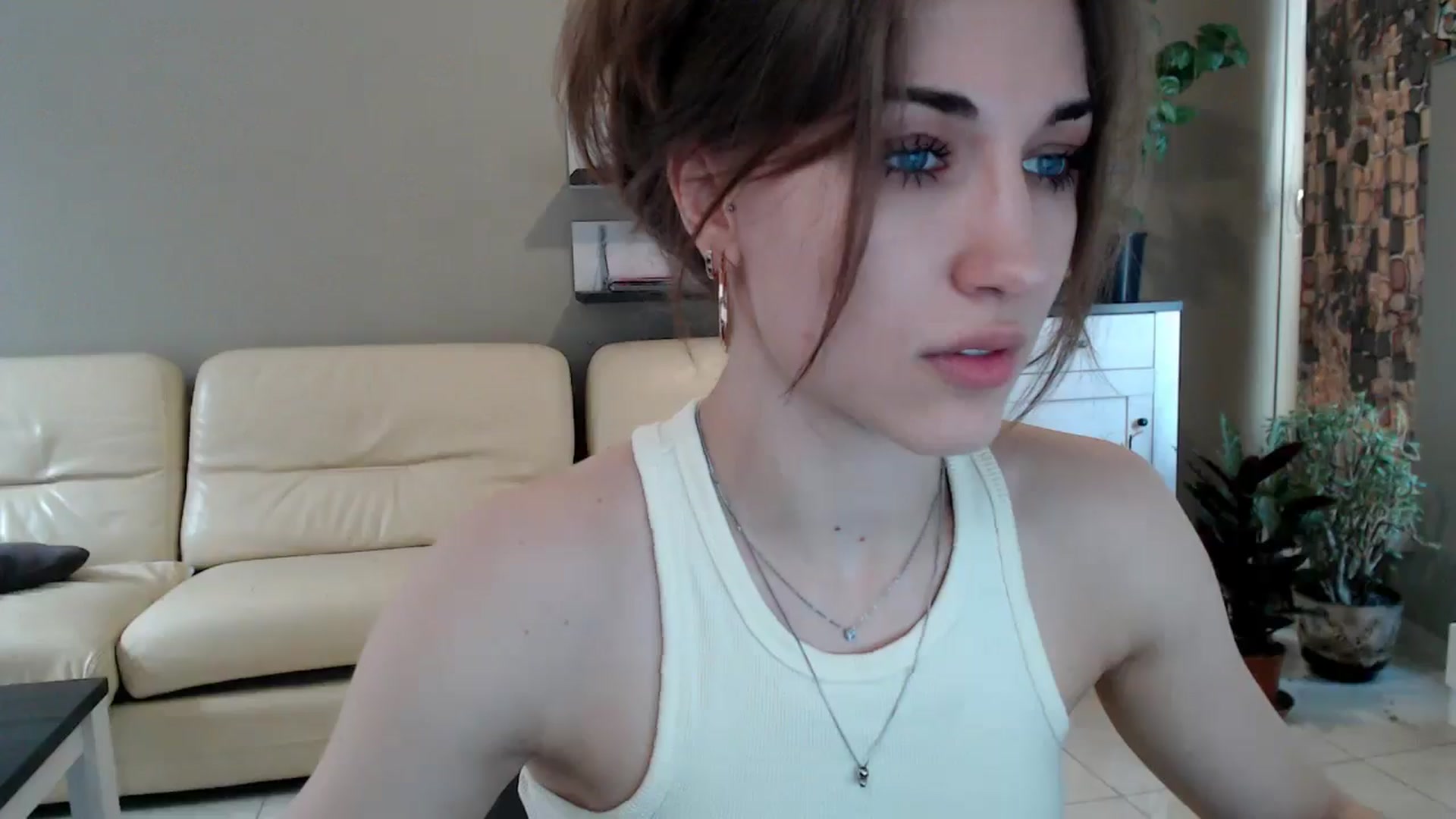 Gallery image thumbnail from GalaxyAnisia's myfreecams stream on, 03/17/2025, 14:01 image 7 of 20