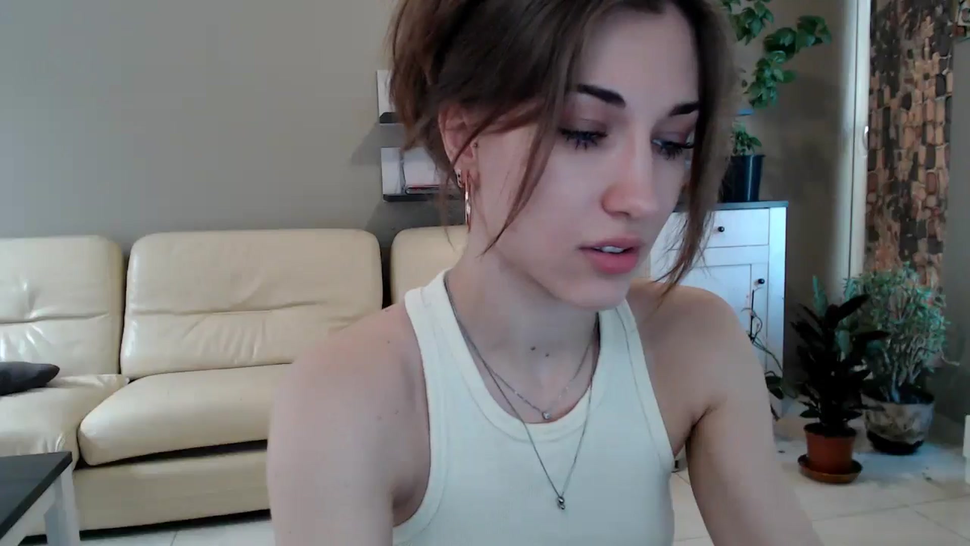 Gallery image thumbnail from GalaxyAnisia's myfreecams stream on, 03/17/2025, 14:01 image 13 of 20