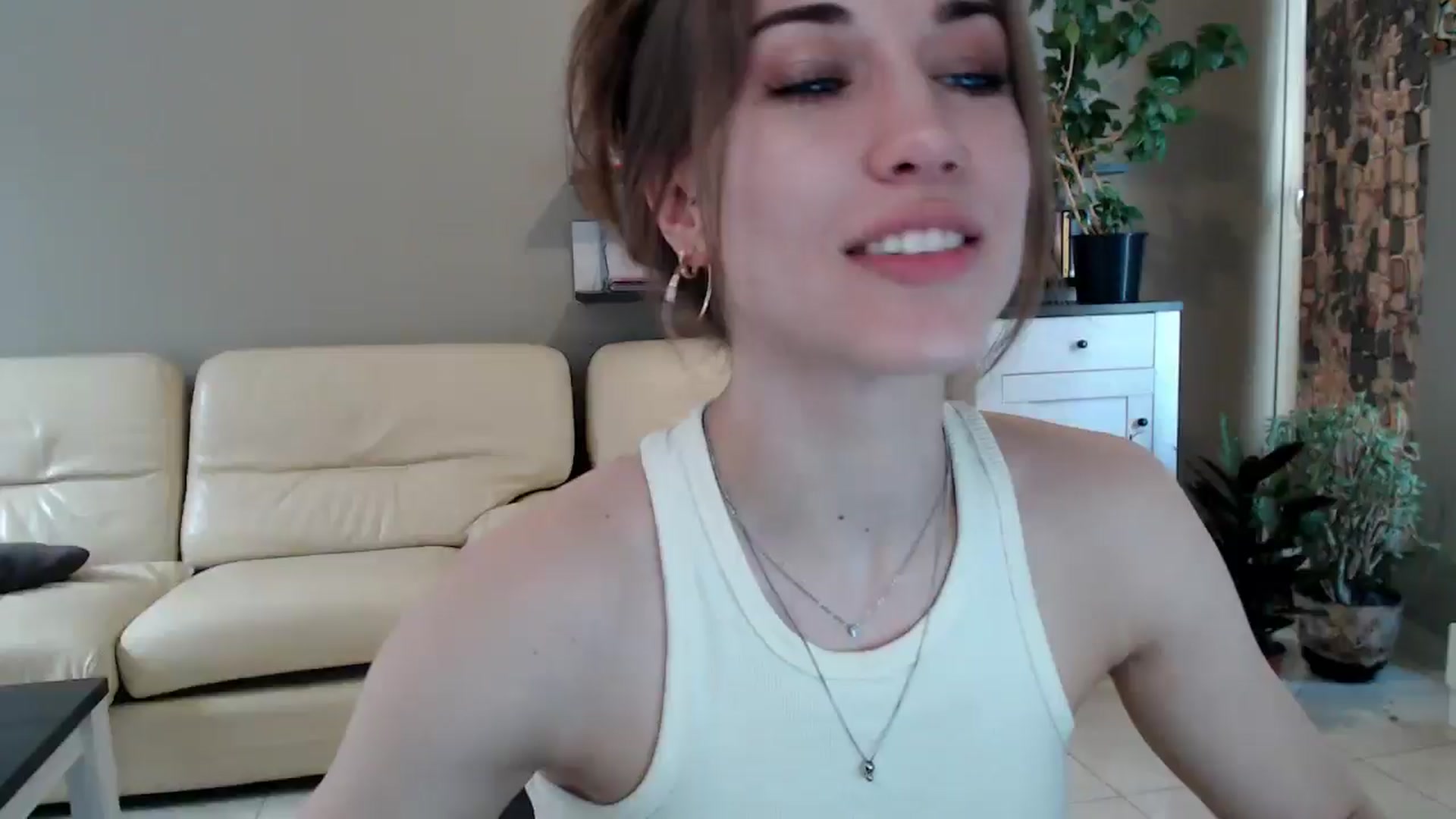 Gallery image thumbnail from GalaxyAnisia's myfreecams stream on, 03/17/2025, 14:01 image 8 of 20