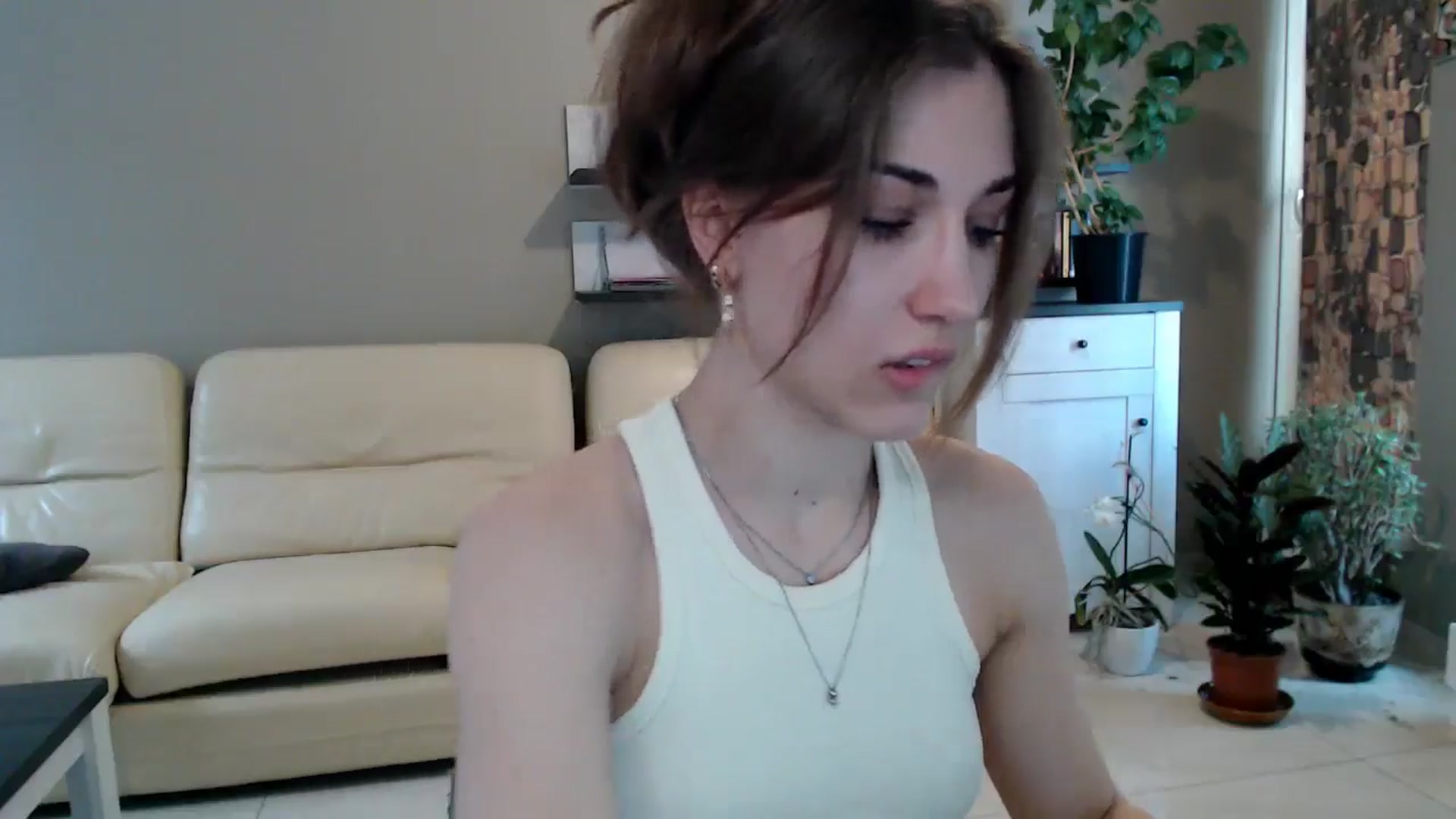 Gallery image thumbnail from GalaxyAnisia's myfreecams stream on, 03/17/2025, 14:01 image 15 of 20