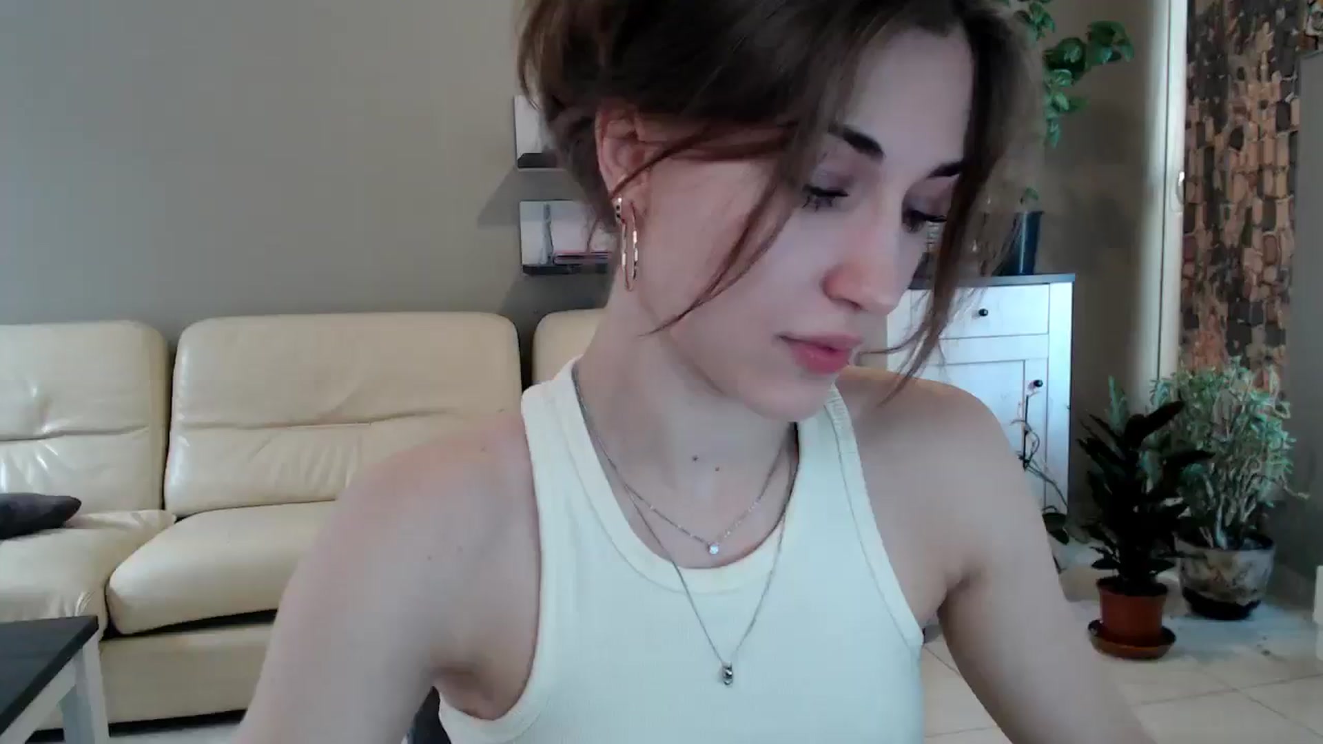 Gallery image thumbnail from GalaxyAnisia's myfreecams stream on, 03/17/2025, 14:01 image 6 of 20