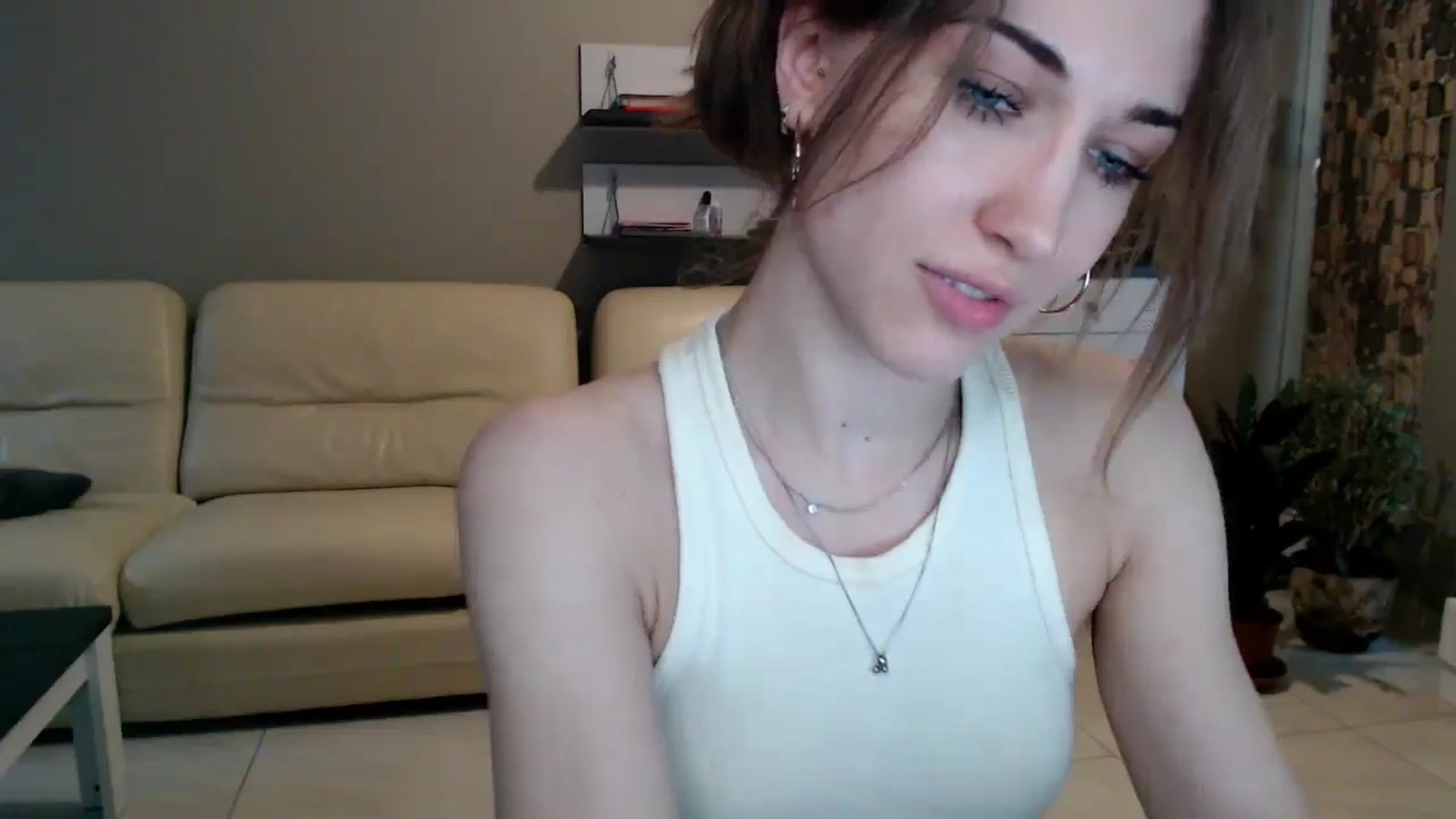 Gallery image thumbnail from GalaxyAnisia's myfreecams stream on, 03/17/2025, 16:19 image 4 of 20