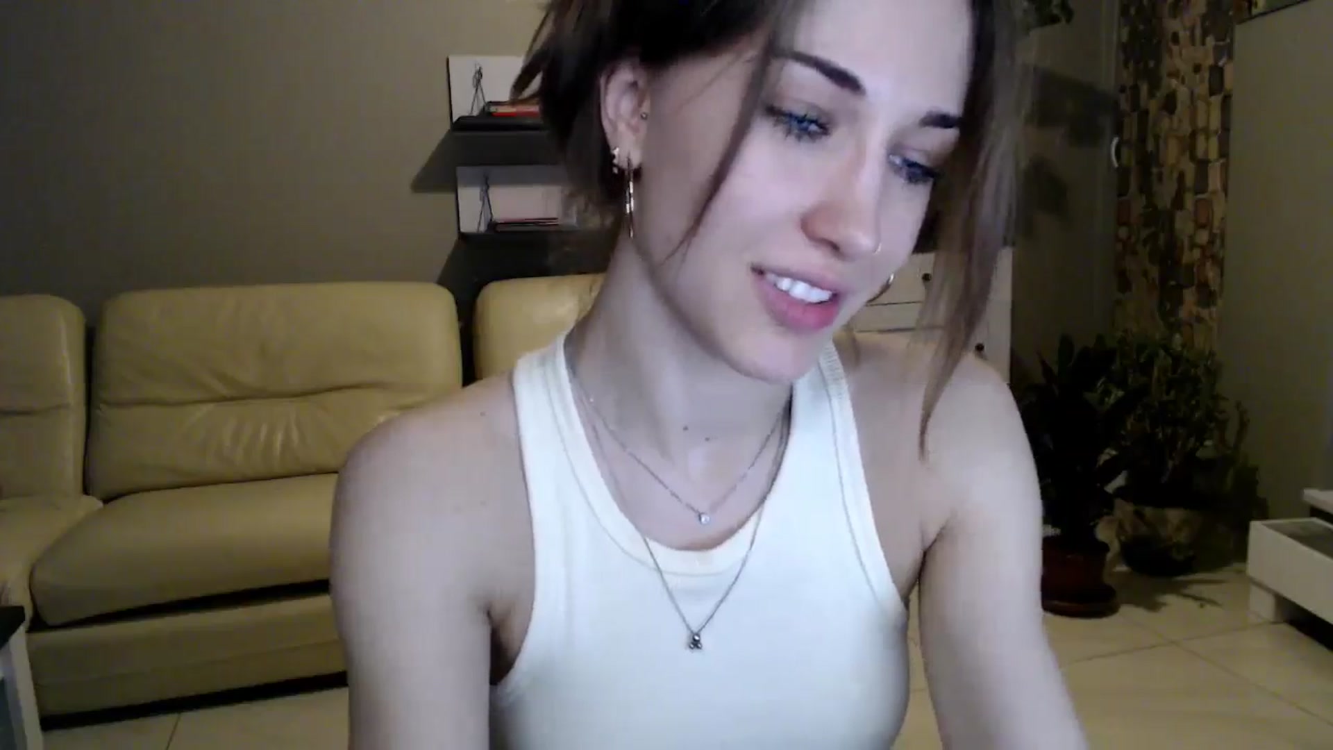 Gallery image thumbnail from GalaxyAnisia's myfreecams stream on, 03/17/2025, 17:16 image 13 of 20