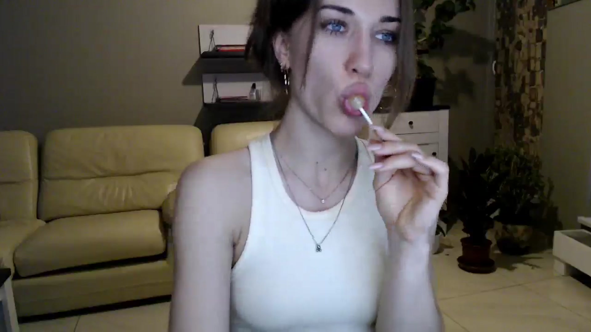 Gallery image thumbnail from GalaxyAnisia's myfreecams stream on, 03/17/2025, 17:16 image 11 of 20