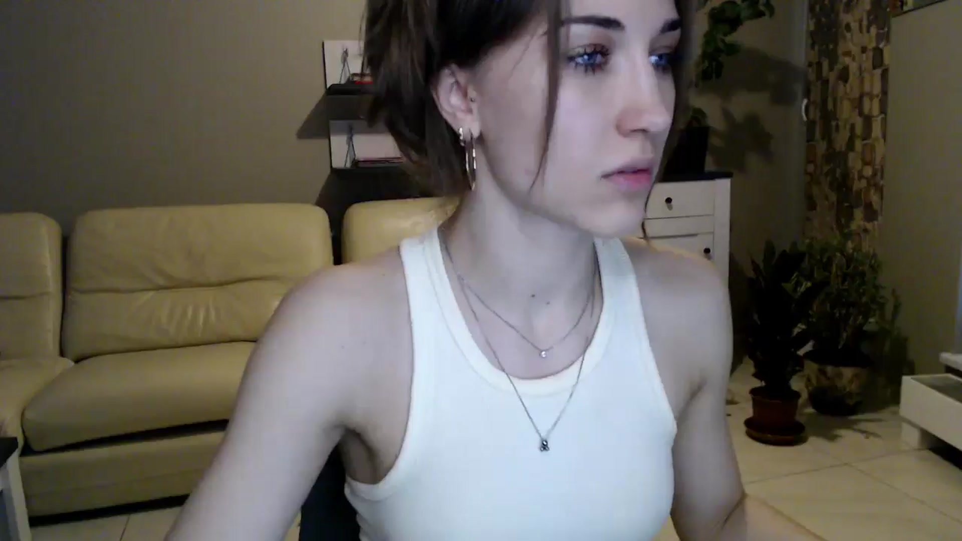Gallery image thumbnail from GalaxyAnisia's myfreecams stream on, 03/17/2025, 17:16 image 6 of 20