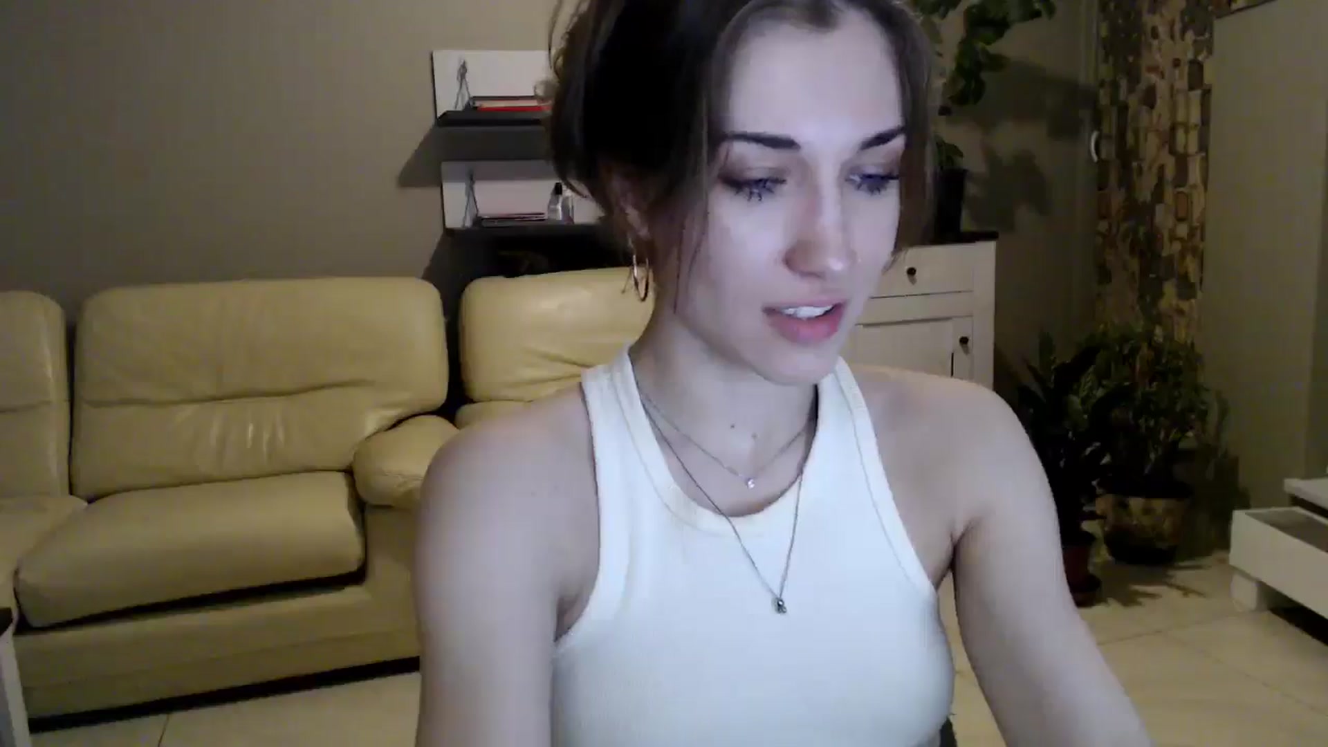 Gallery image thumbnail from GalaxyAnisia's myfreecams stream on, 03/17/2025, 22:33 image 11 of 20
