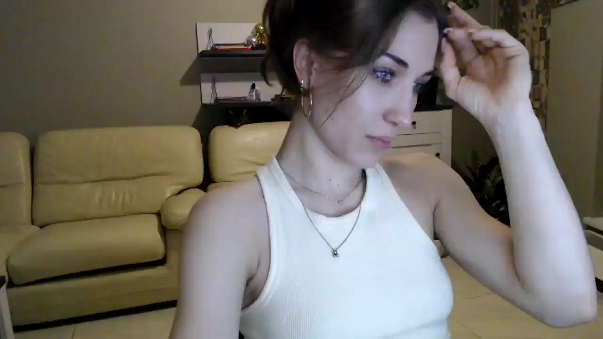 Gallery image thumbnail from GalaxyAnisia's myfreecams stream on, 03/17/2025, 22:33 image 9 of 20