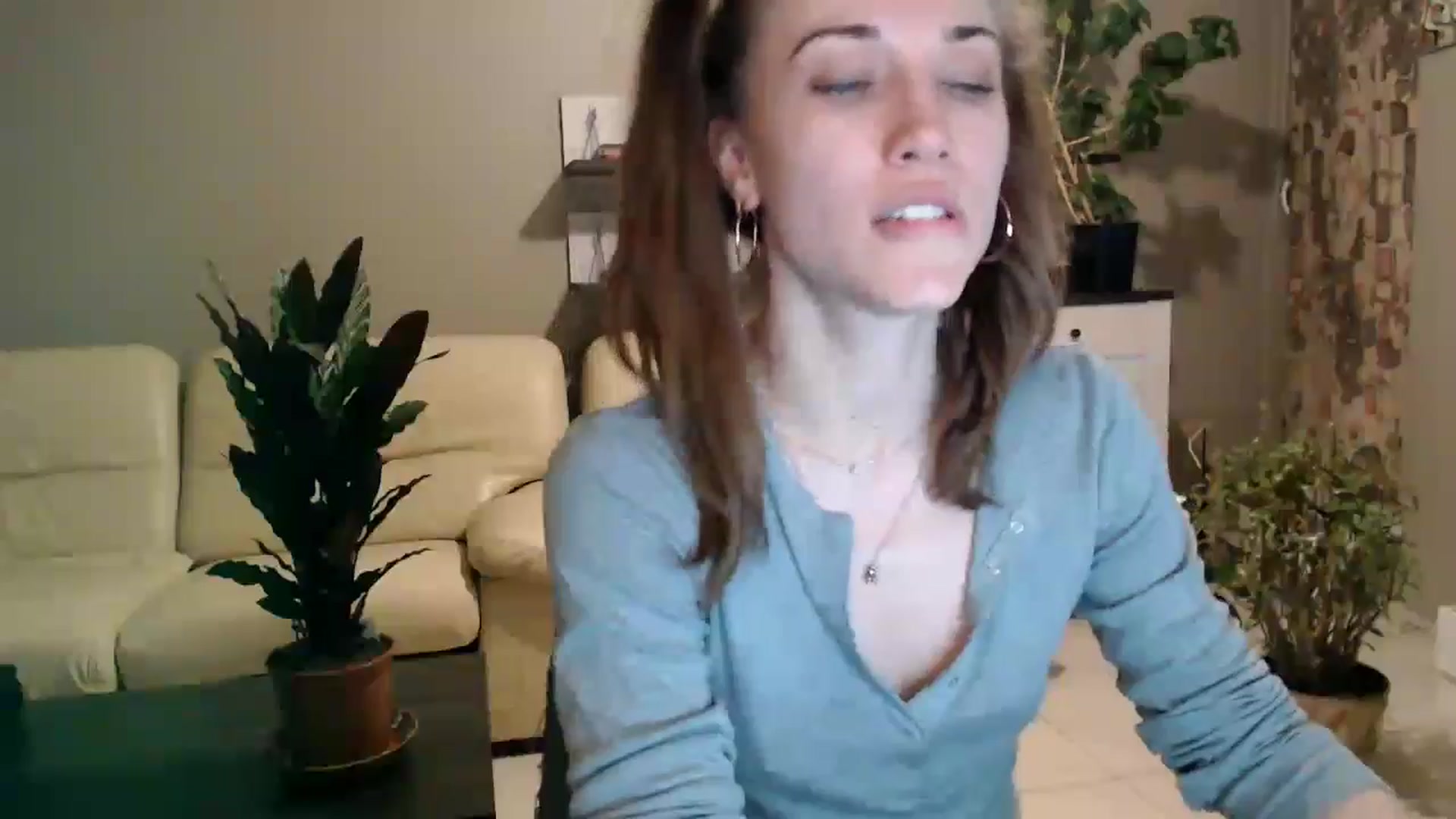 Gallery image thumbnail from GalaxyAnisia's myfreecams stream on, 03/20/2025, 20:55 image 18 of 20