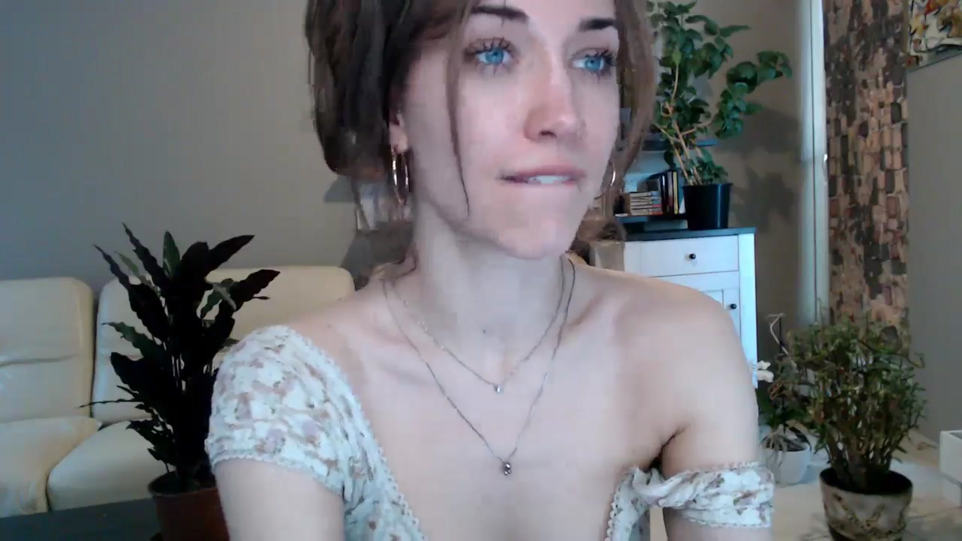 Gallery image thumbnail from GalaxyAnisia's myfreecams stream on, 03/21/2025, 15:32 image 9 of 20