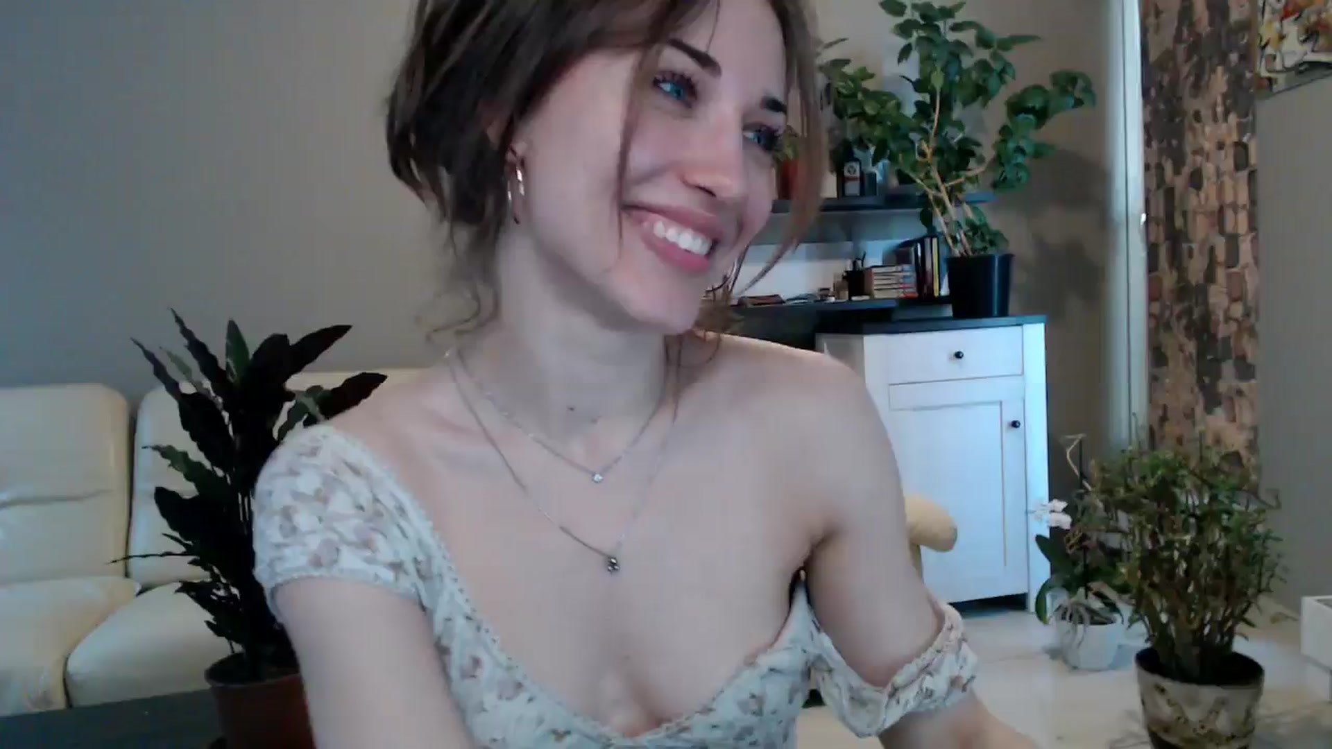 Gallery image thumbnail from GalaxyAnisia's myfreecams stream on, 03/21/2025, 15:32 image 11 of 20