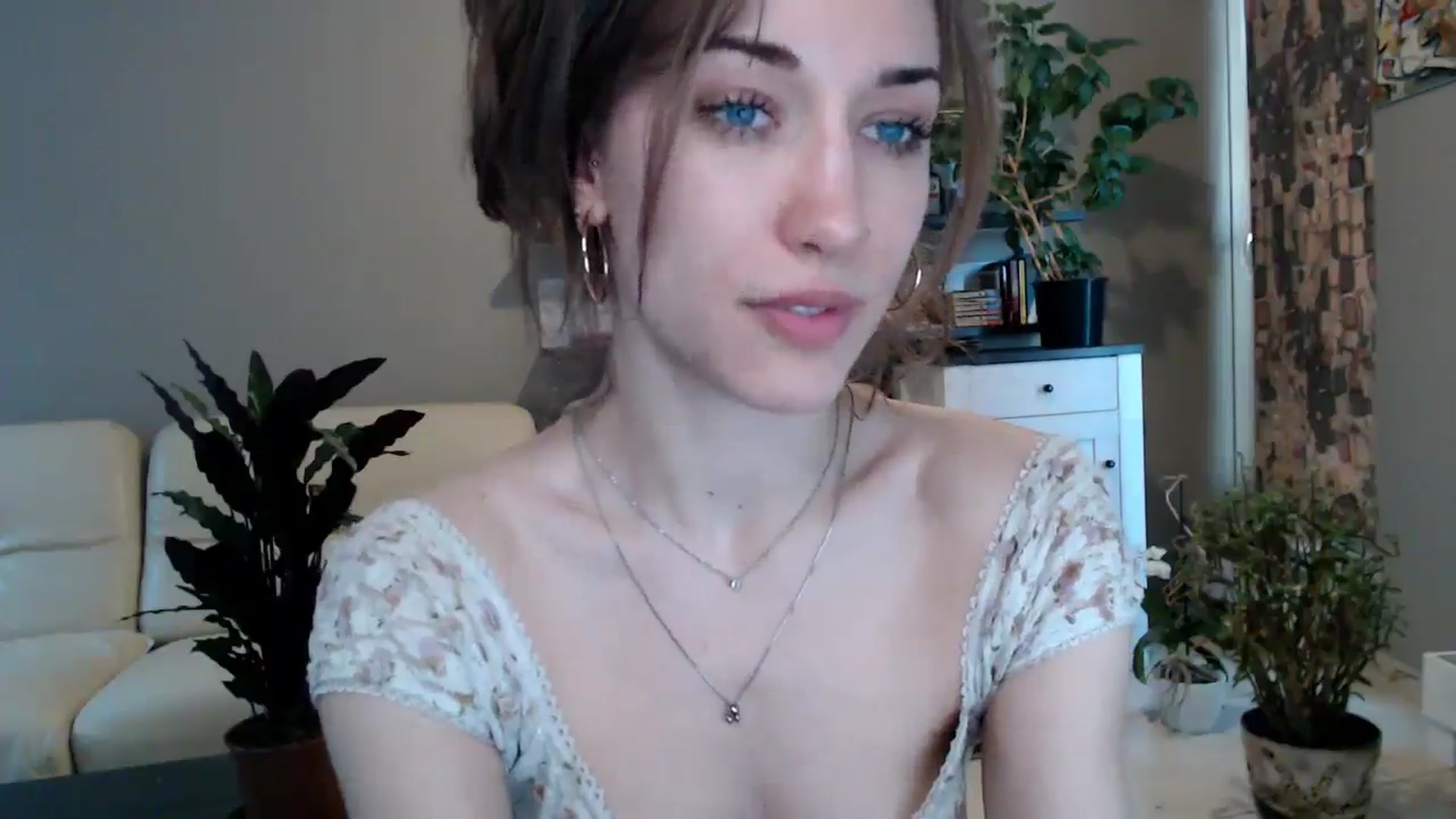 Gallery image thumbnail from GalaxyAnisia's myfreecams stream on, 03/21/2025, 15:32 image 3 of 20