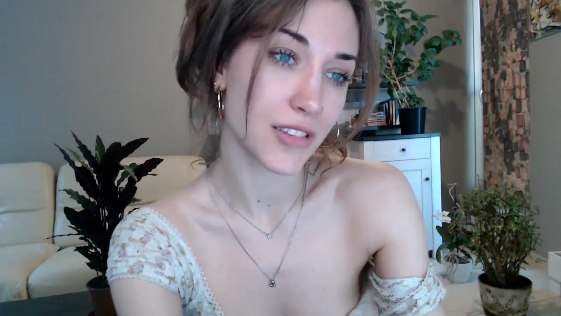 Gallery image thumbnail from GalaxyAnisia's myfreecams stream on, 03/21/2025, 15:32 image 5 of 20