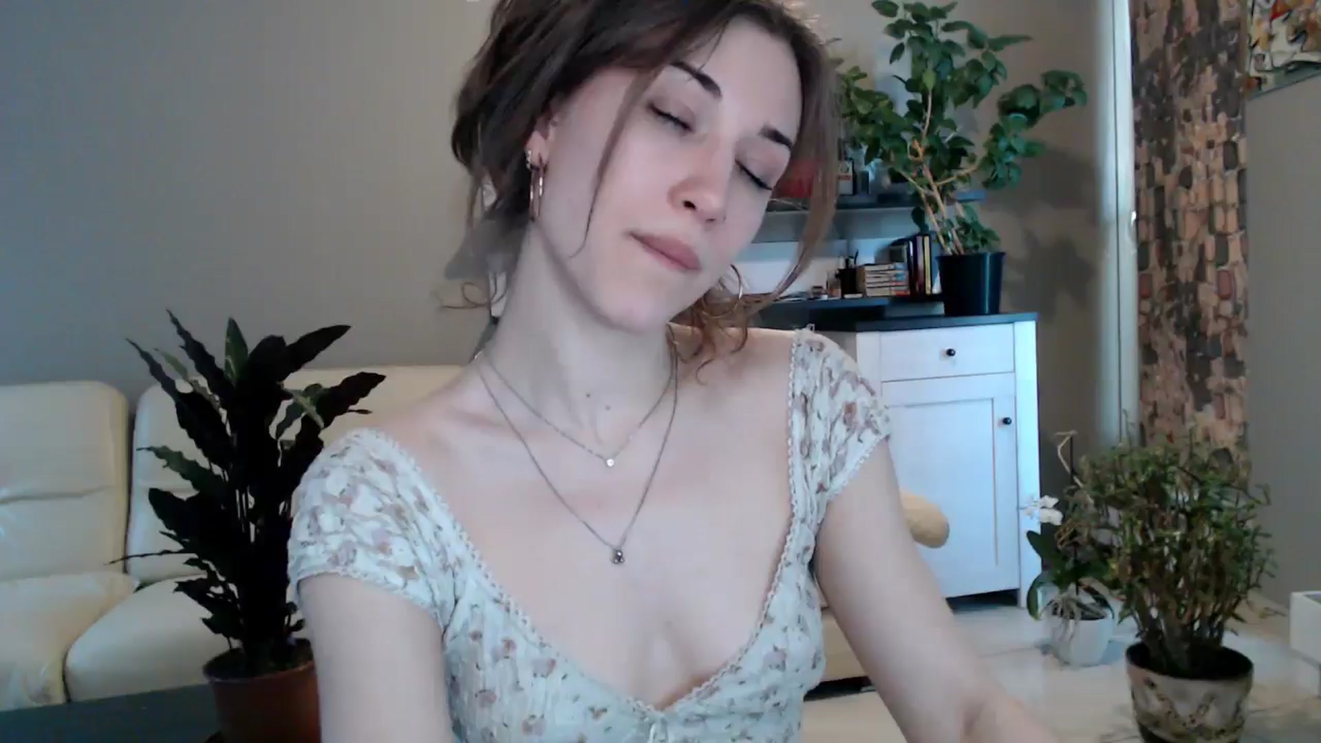 Gallery image thumbnail from GalaxyAnisia's myfreecams stream on, 03/21/2025, 15:32 image 1 of 20