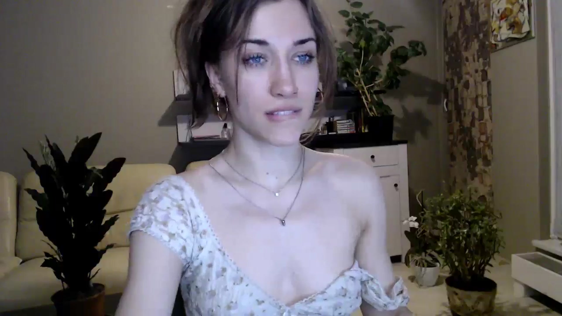 Gallery image thumbnail from GalaxyAnisia's myfreecams stream on, 03/21/2025, 19:29 image 9 of 20
