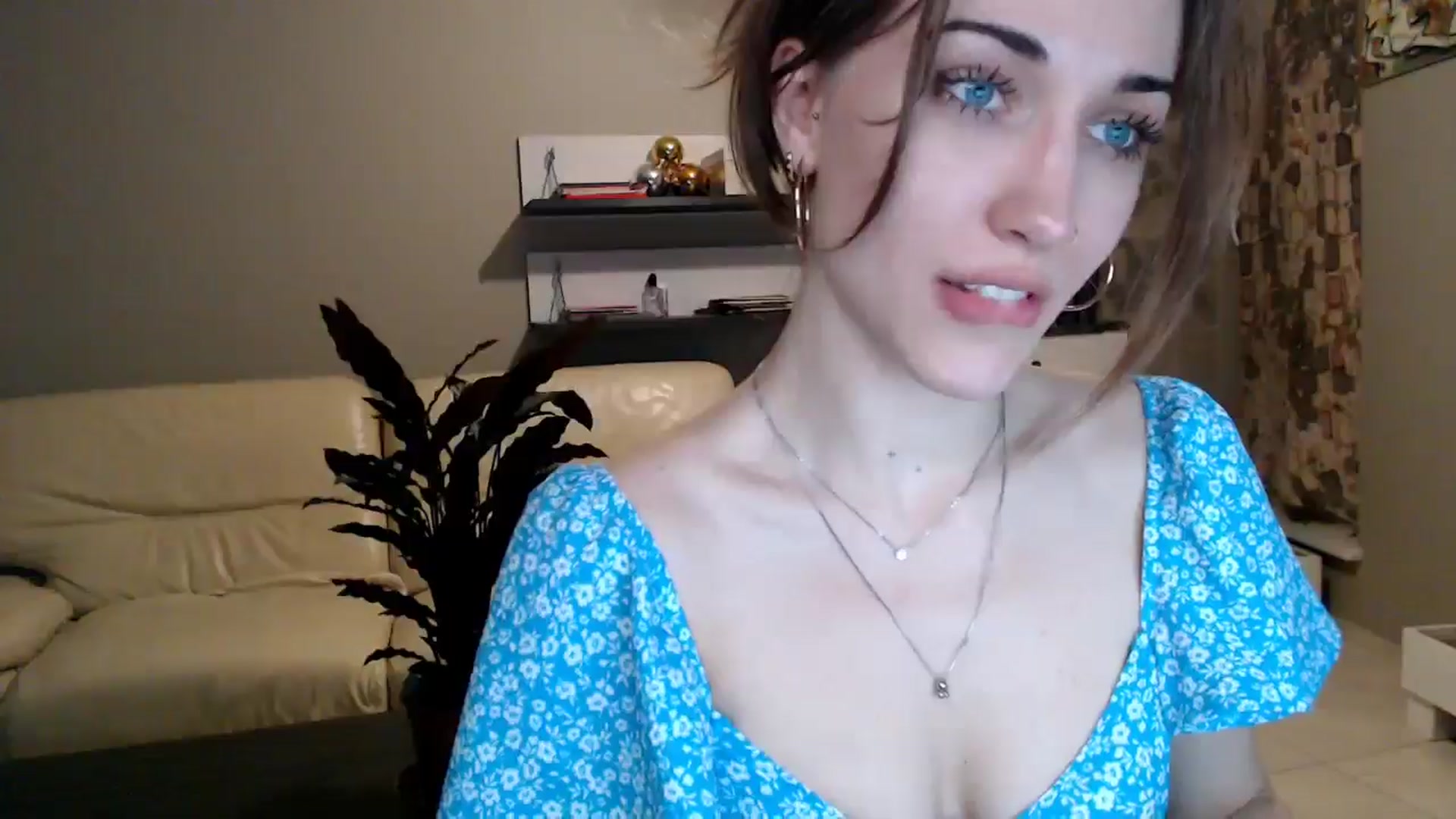 Gallery image thumbnail from GalaxyAnisia's myfreecams stream on, 03/23/2025, 22:10 image 6 of 20