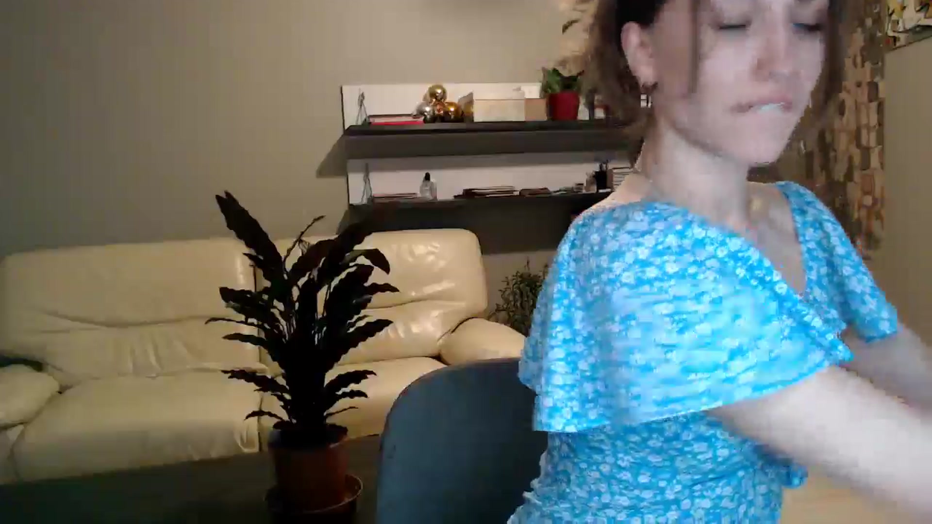 Gallery image thumbnail from GalaxyAnisia's myfreecams stream on, 03/23/2025, 22:10 image 11 of 20