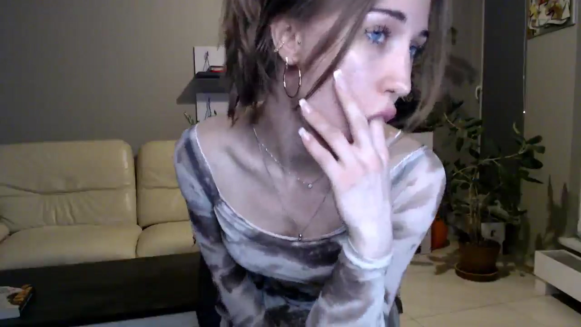 Gallery image thumbnail from GalaxyAnisia's myfreecams stream on, 03/31/2025, 22:08 image 4 of 20