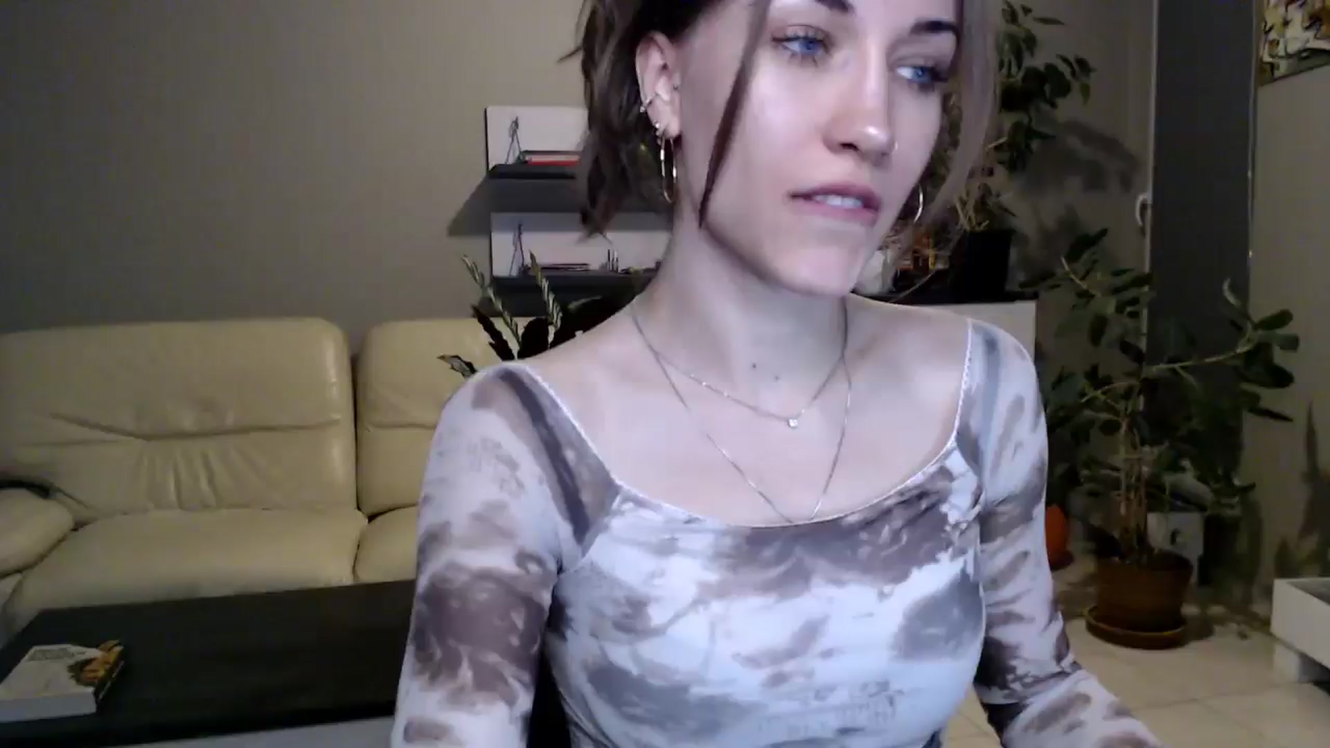 Gallery image thumbnail from GalaxyAnisia's myfreecams stream on, 03/31/2025, 22:08 image 13 of 20