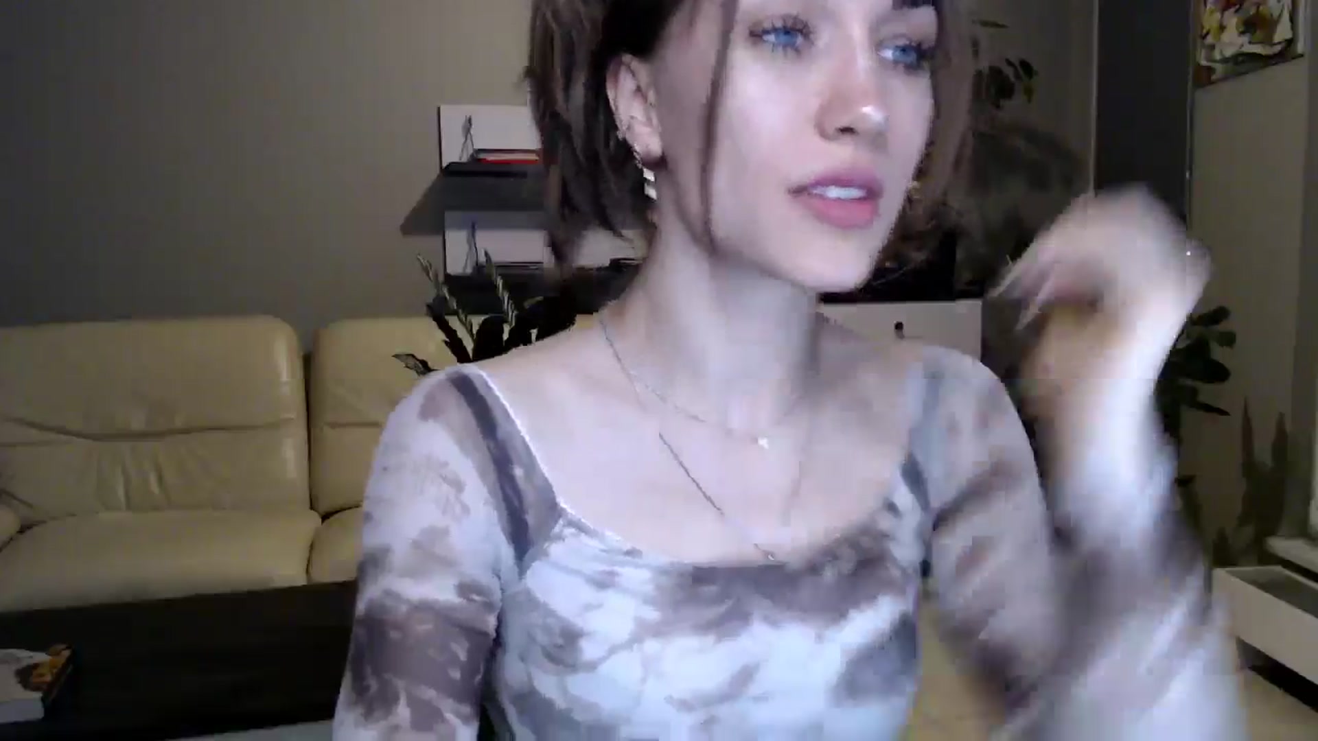 Gallery image thumbnail from GalaxyAnisia's myfreecams stream on, 03/31/2025, 22:08 image 9 of 20